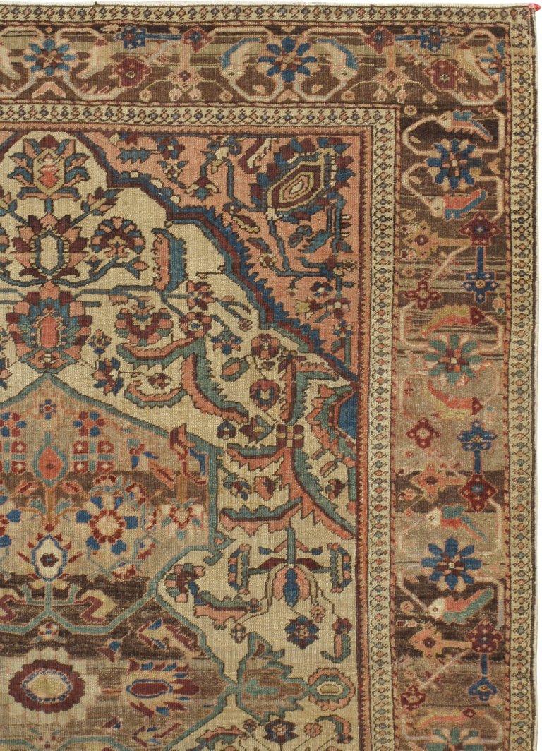 Antique Persian Malayer Area Rug  4'6 x 6'5 In Good Condition For Sale In New York, NY