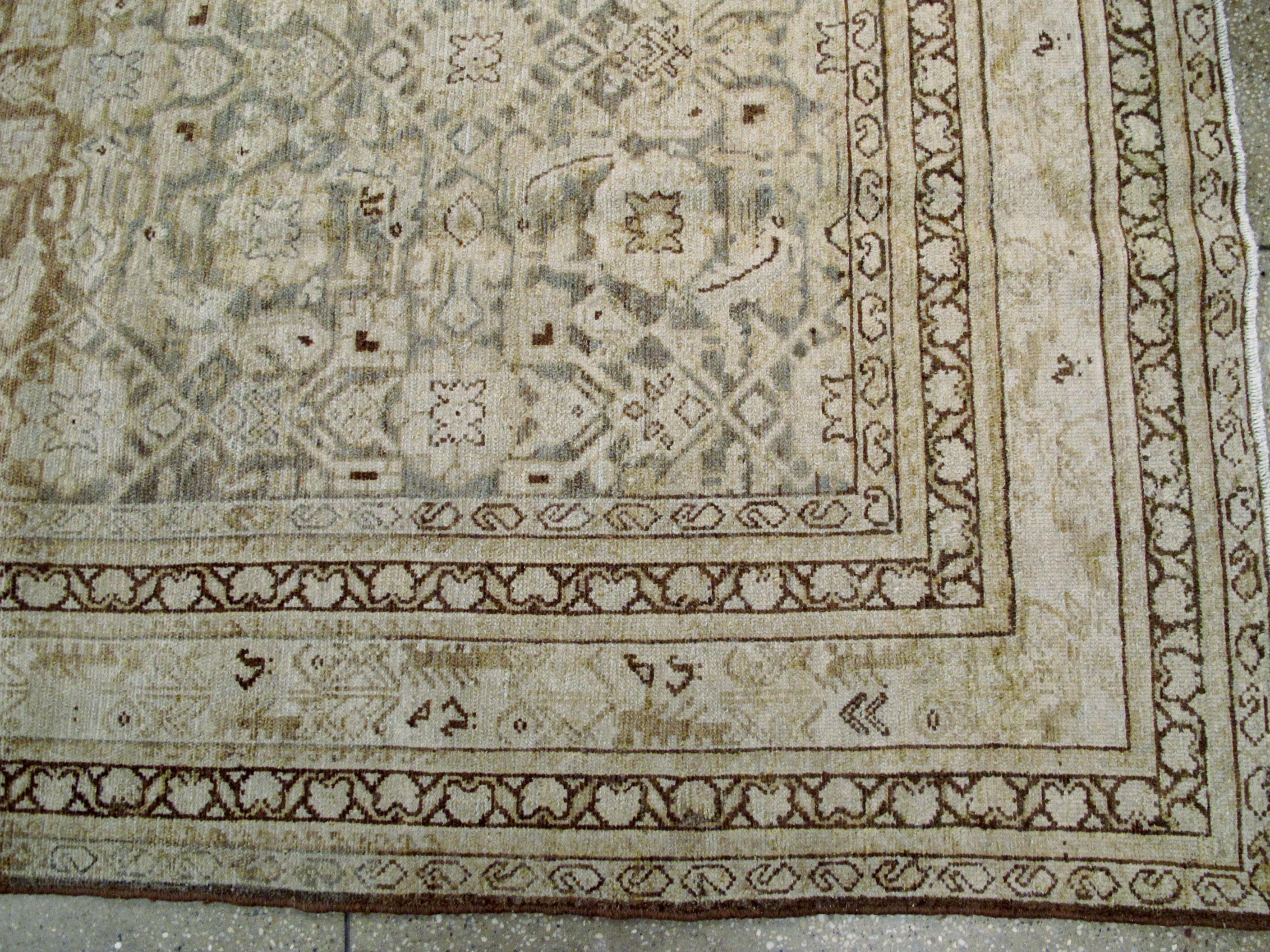 Antiker persischer Malayer-Teppich im Angebot 3