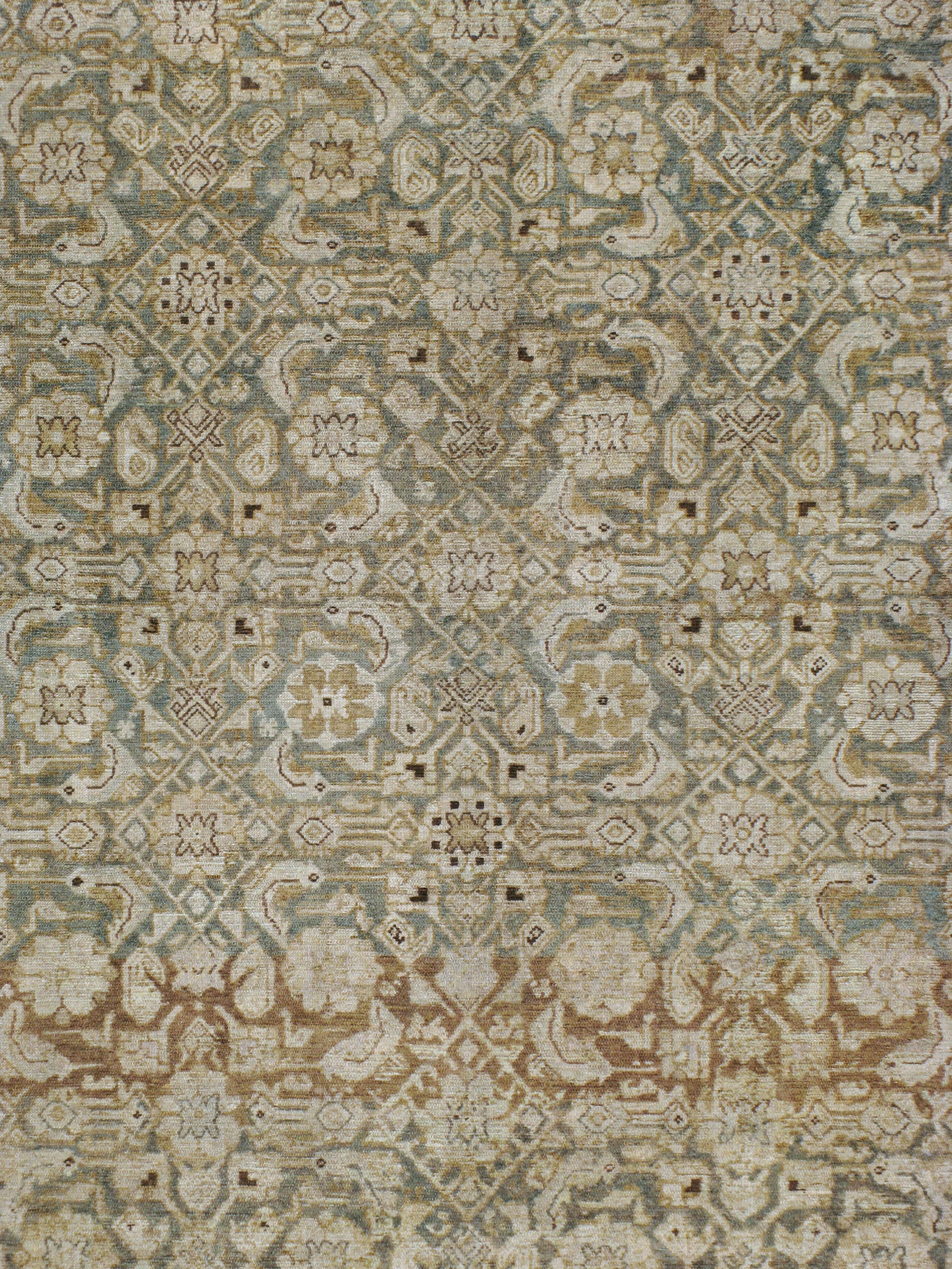 Ein antiker persischer Malayer Teppich aus dem frühen 20. Jahrhundert.

Maße: 8' 7