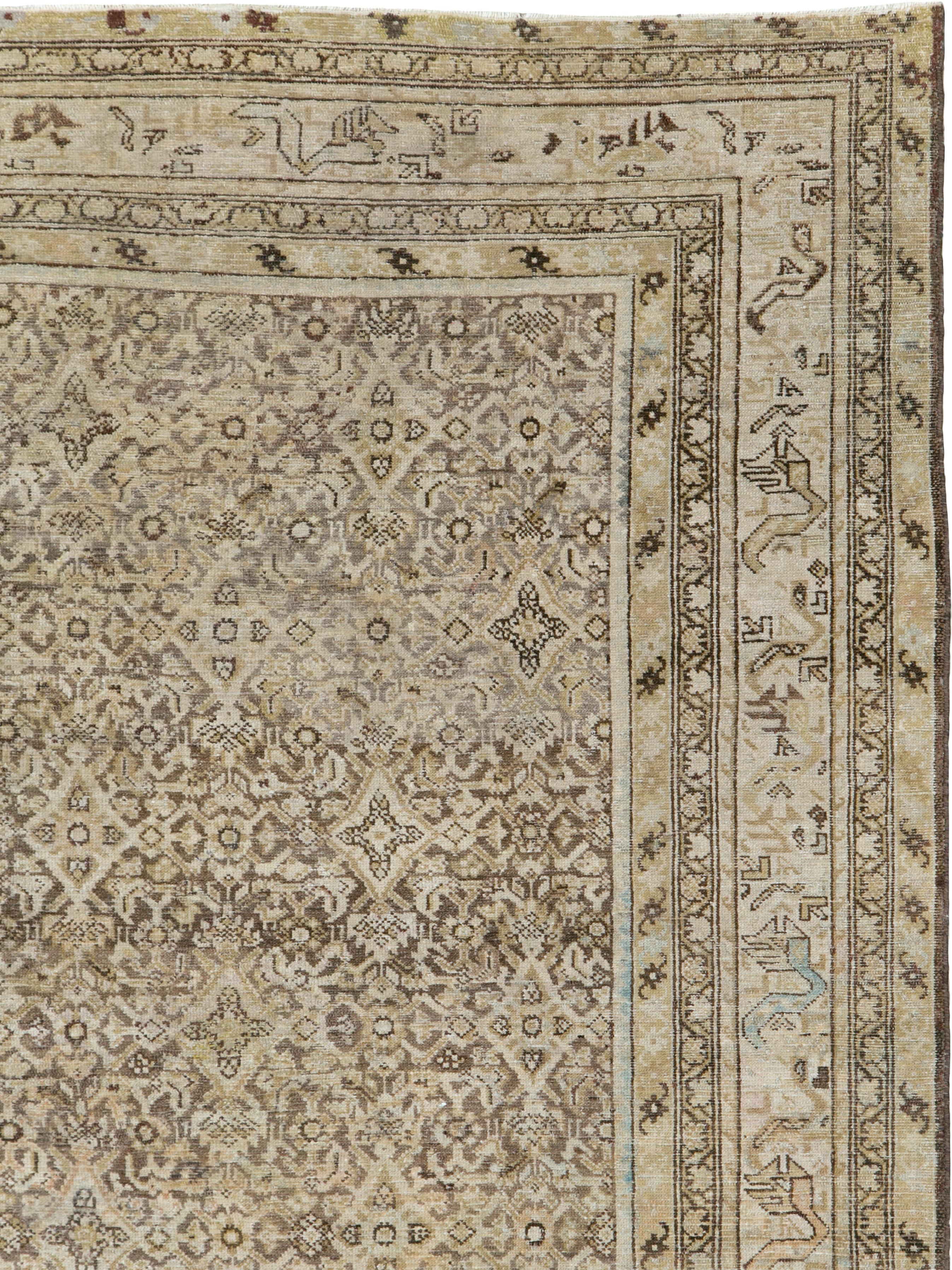 Antiker persischer Malayer-Teppich aus Malayer (Persisch) im Angebot