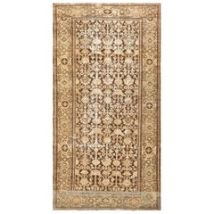 Antique Persian Malayer Carpet. Size: 4 ft 10 in x 9 ft 8 in (1.47 m x 2.95 m)