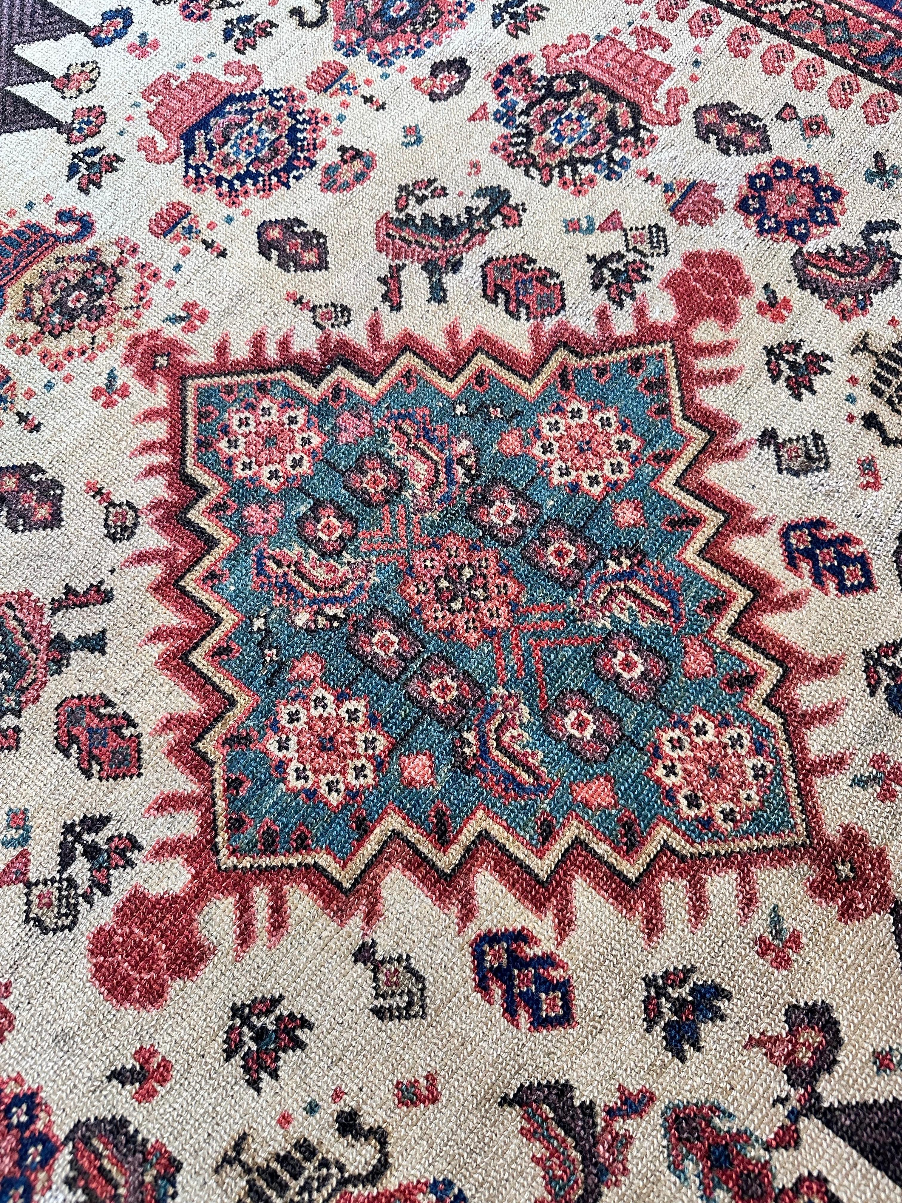 Antiker Persischer Malayer Teppich, Geometrisches Design, Elfenbein, Grün, Marine CIRCA 1890 im Angebot 9