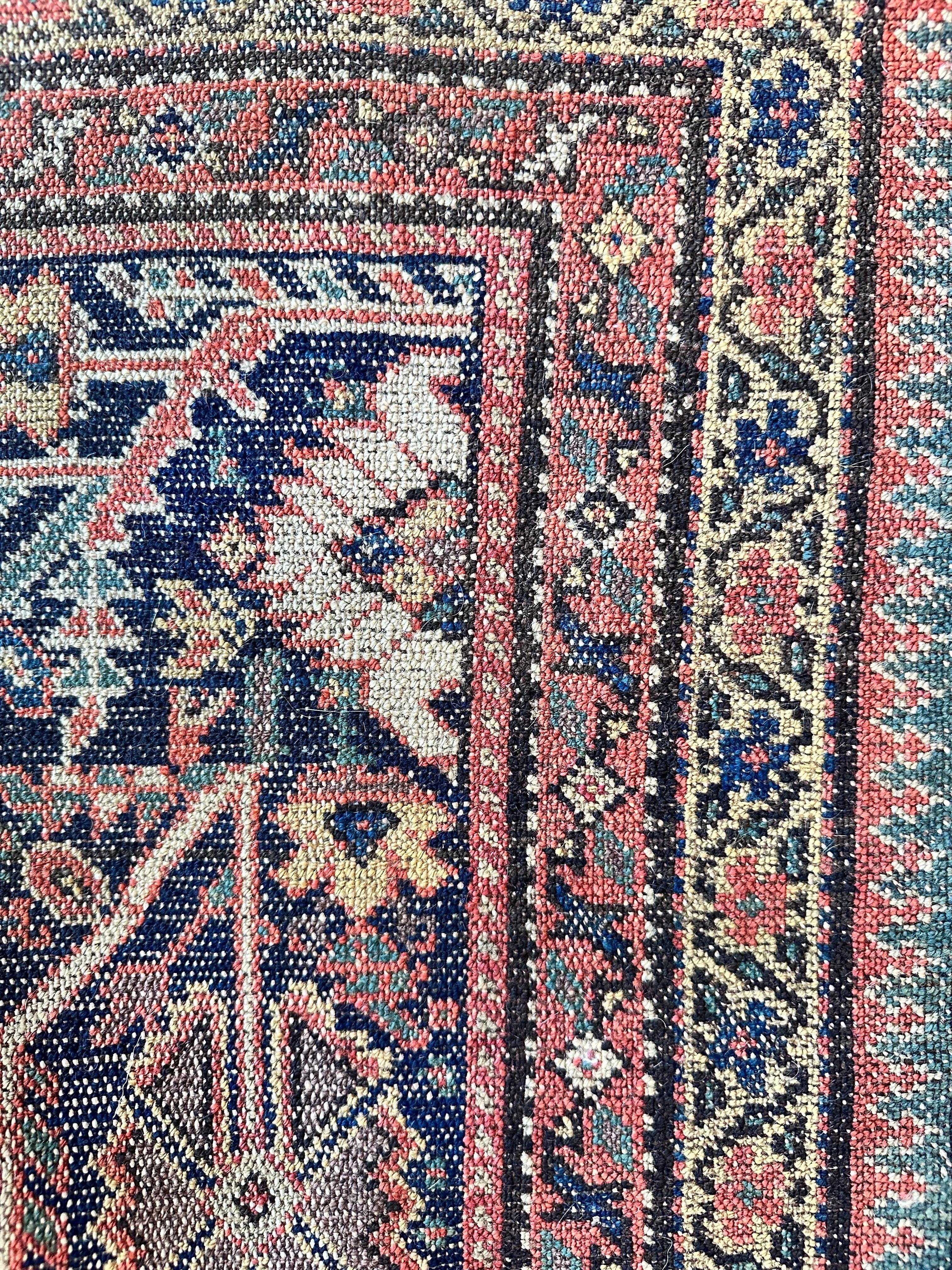 Antiker Persischer Malayer Teppich, Geometrisches Design, Elfenbein, Grün, Marine CIRCA 1890 im Angebot 10