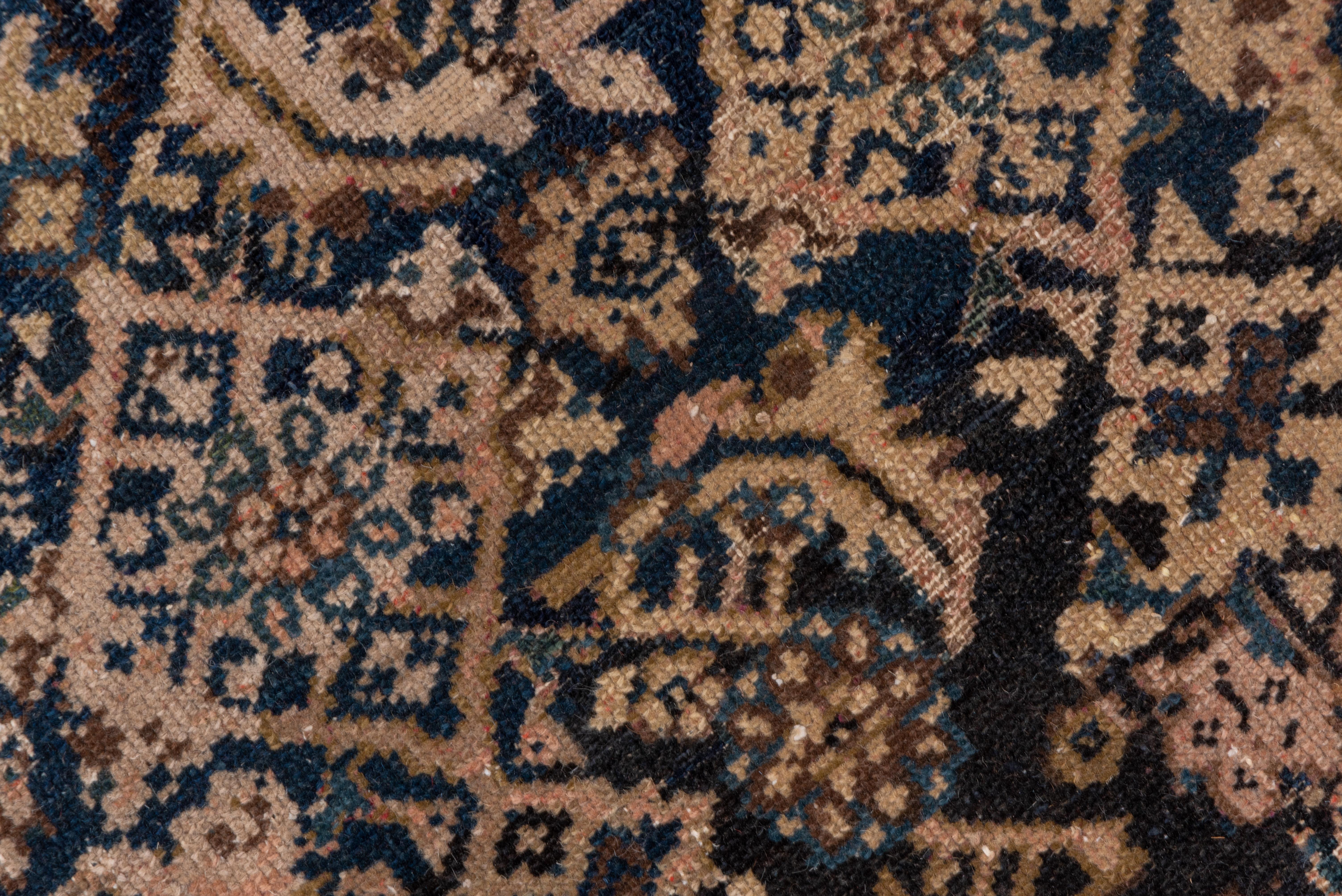 Antique Persian Malayer Carpet, Ivory and Navy Field, circa 1910s In Good Condition For Sale In New York, NY