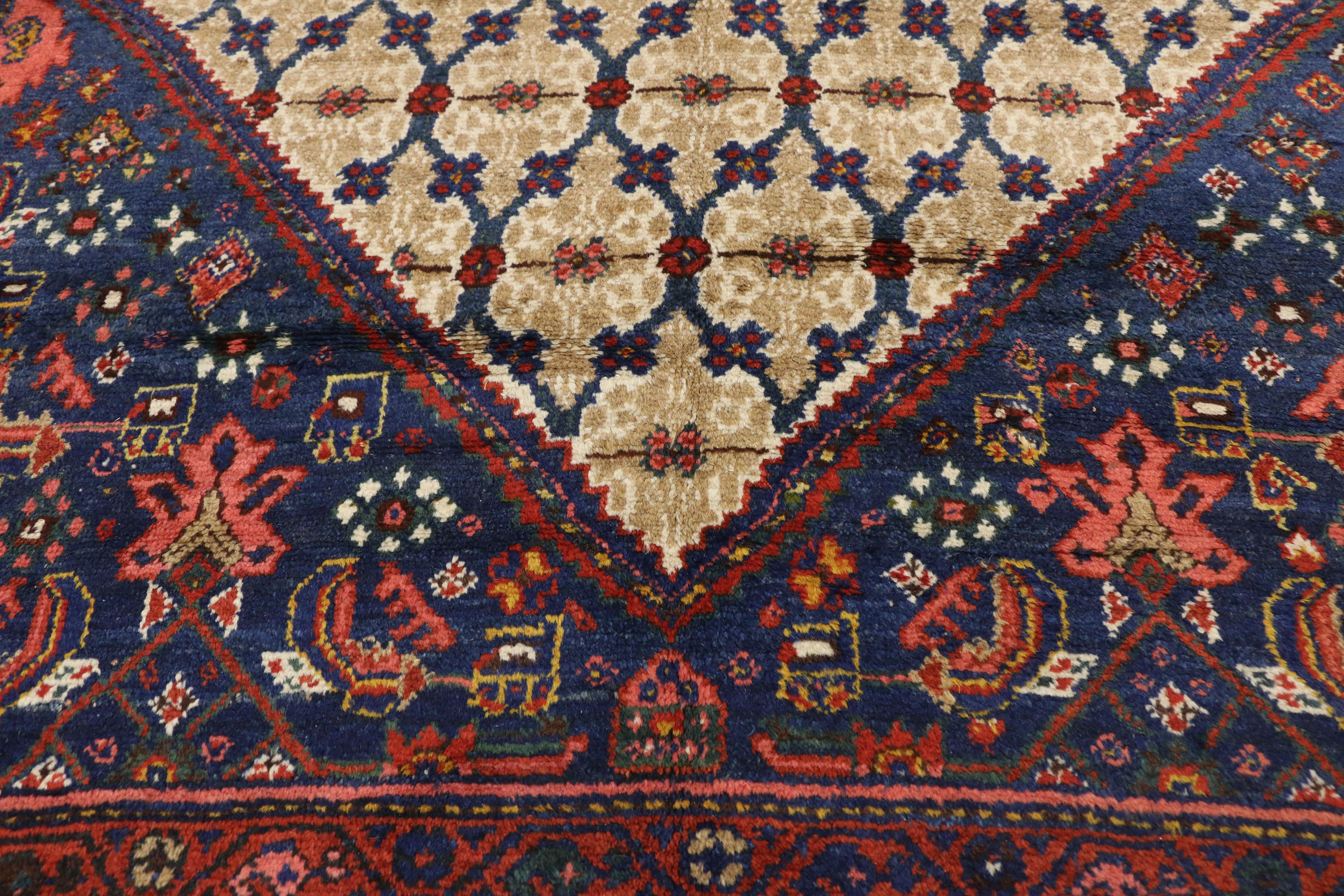 1880s Antique Persian Malayer Extra-Long Rug In Good Condition For Sale In Dallas, TX