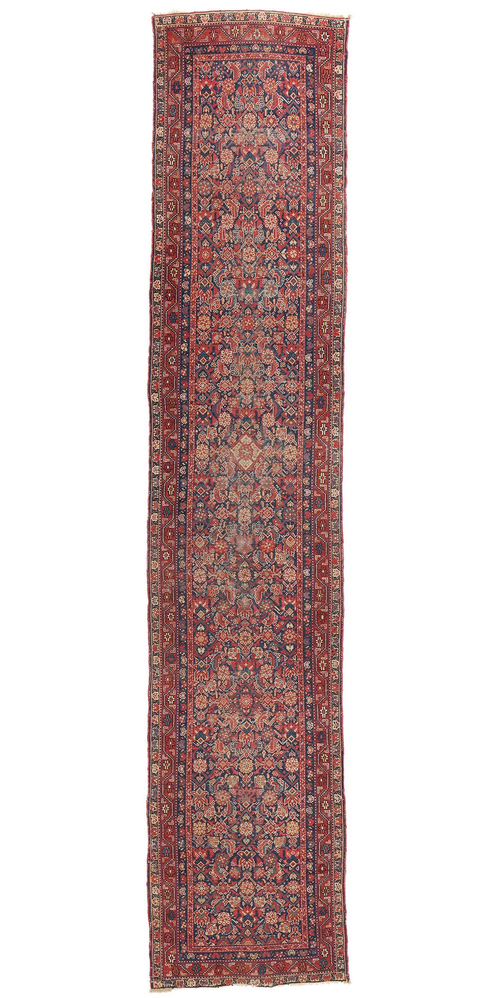 Antiker persischer Malayer-Teppich-Läufer mit traditionellem Stil, 03'03 x 15'09 im Angebot 3