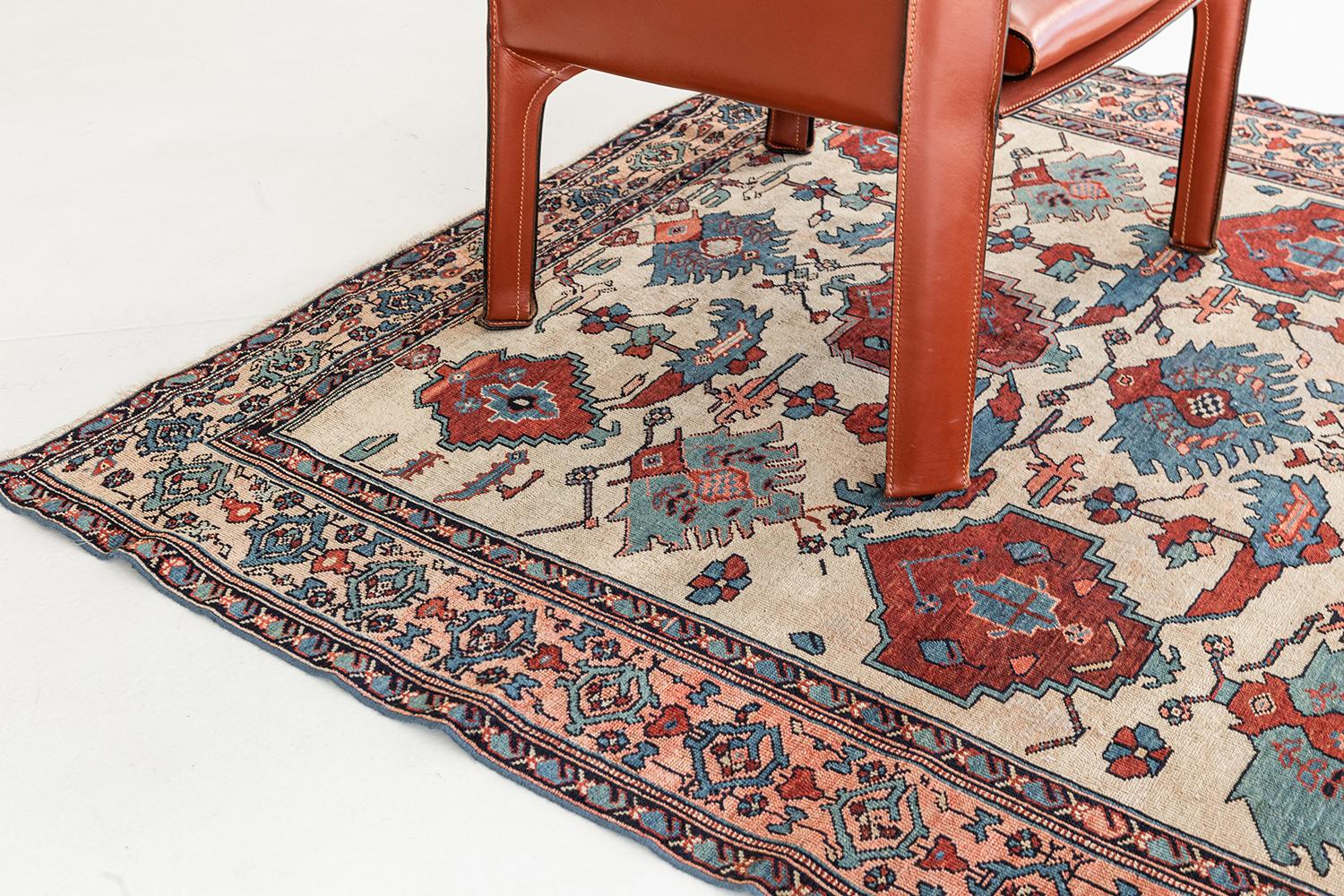 Antique Persian Malayer  In Good Condition For Sale In WEST HOLLYWOOD, CA