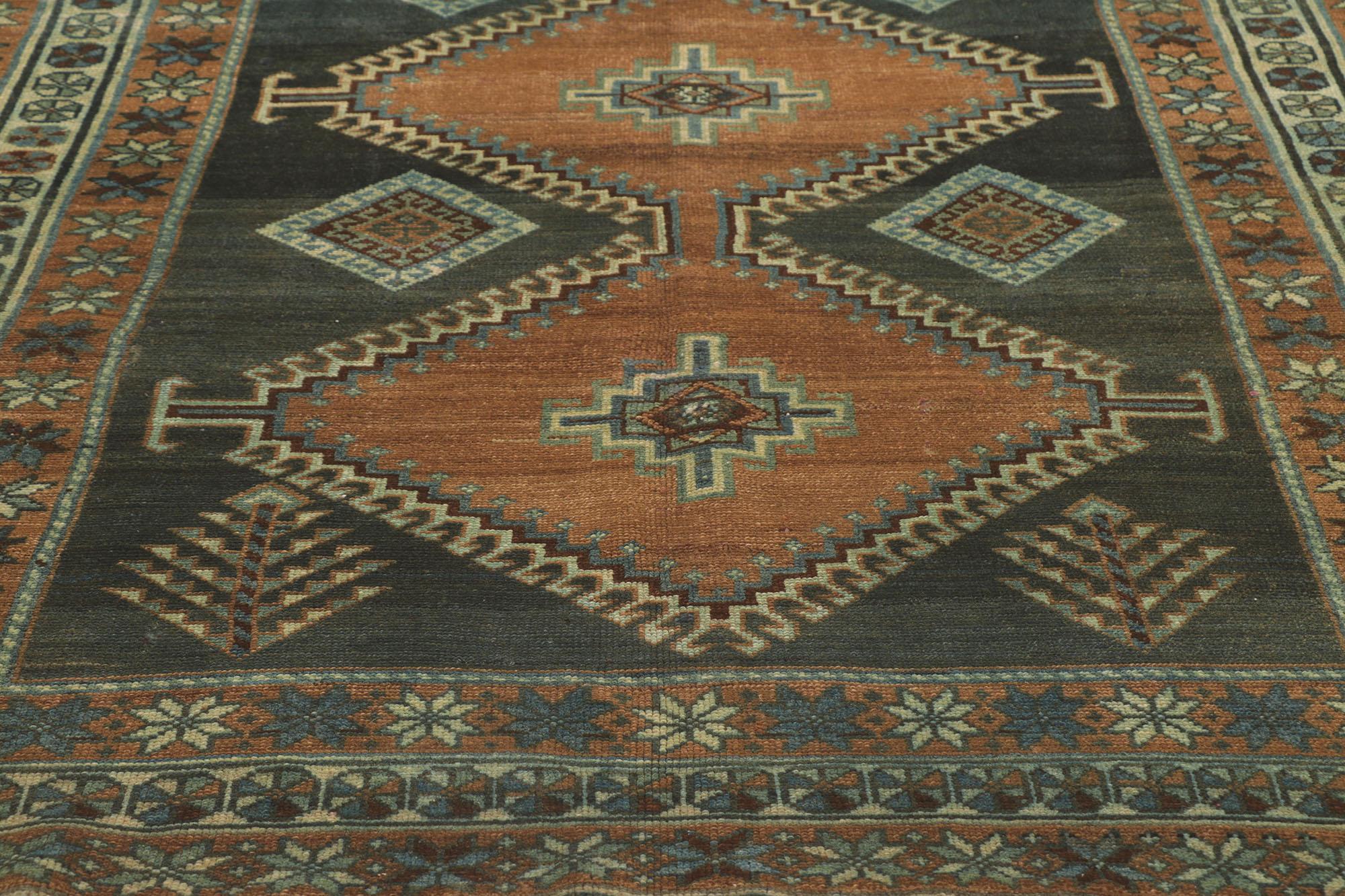 Antique Persian Malayer Gallery Rug In Good Condition For Sale In Dallas, TX