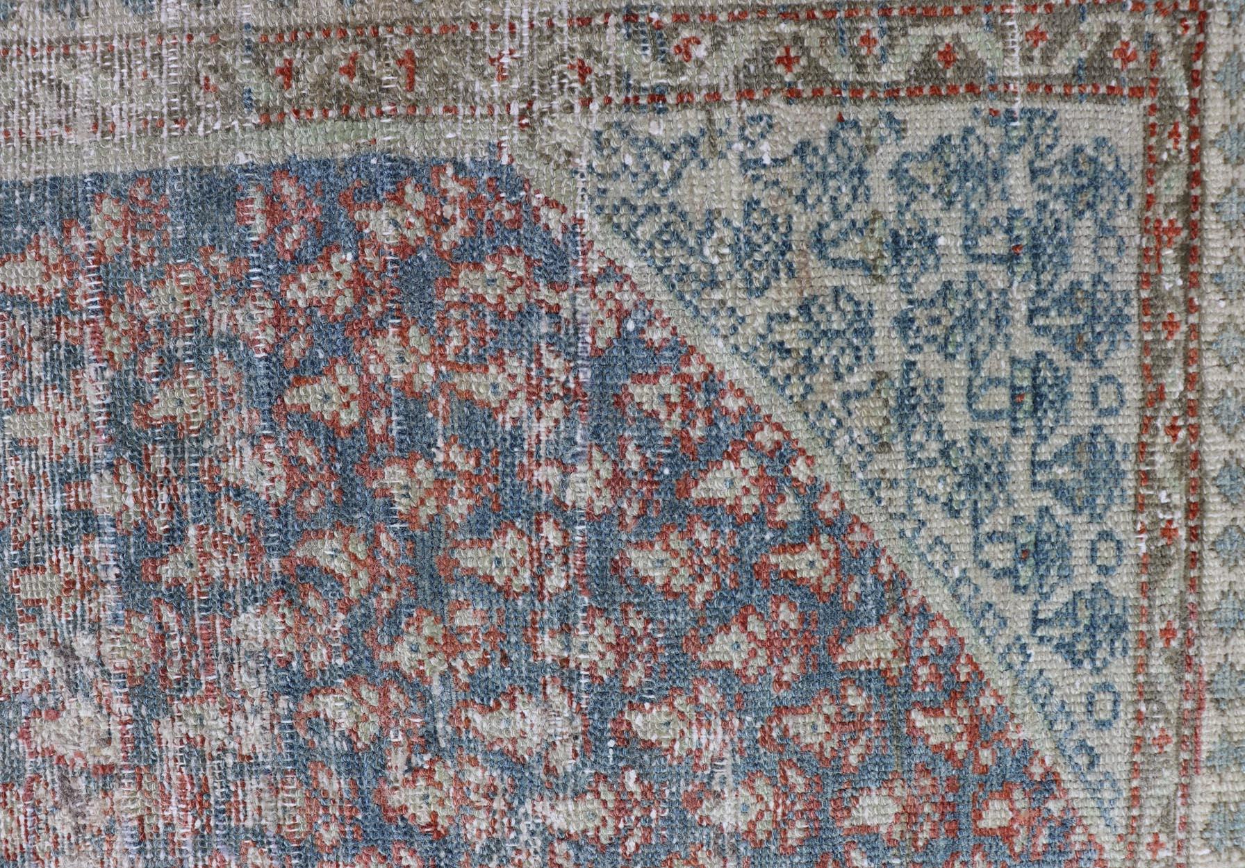 20th Century Antique Persian Malayer Gallery Rug With Hexagonal Medallion 4'8 X 10'5 For Sale
