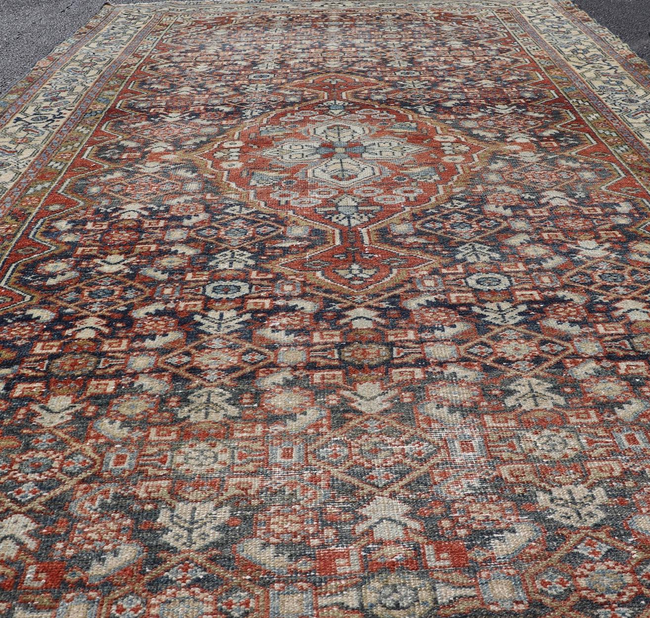Antiker persischer Malayer-Galerie-Teppich mit satten Rot- und grauem Blautönen 5'2 x 10'0 im Angebot 2
