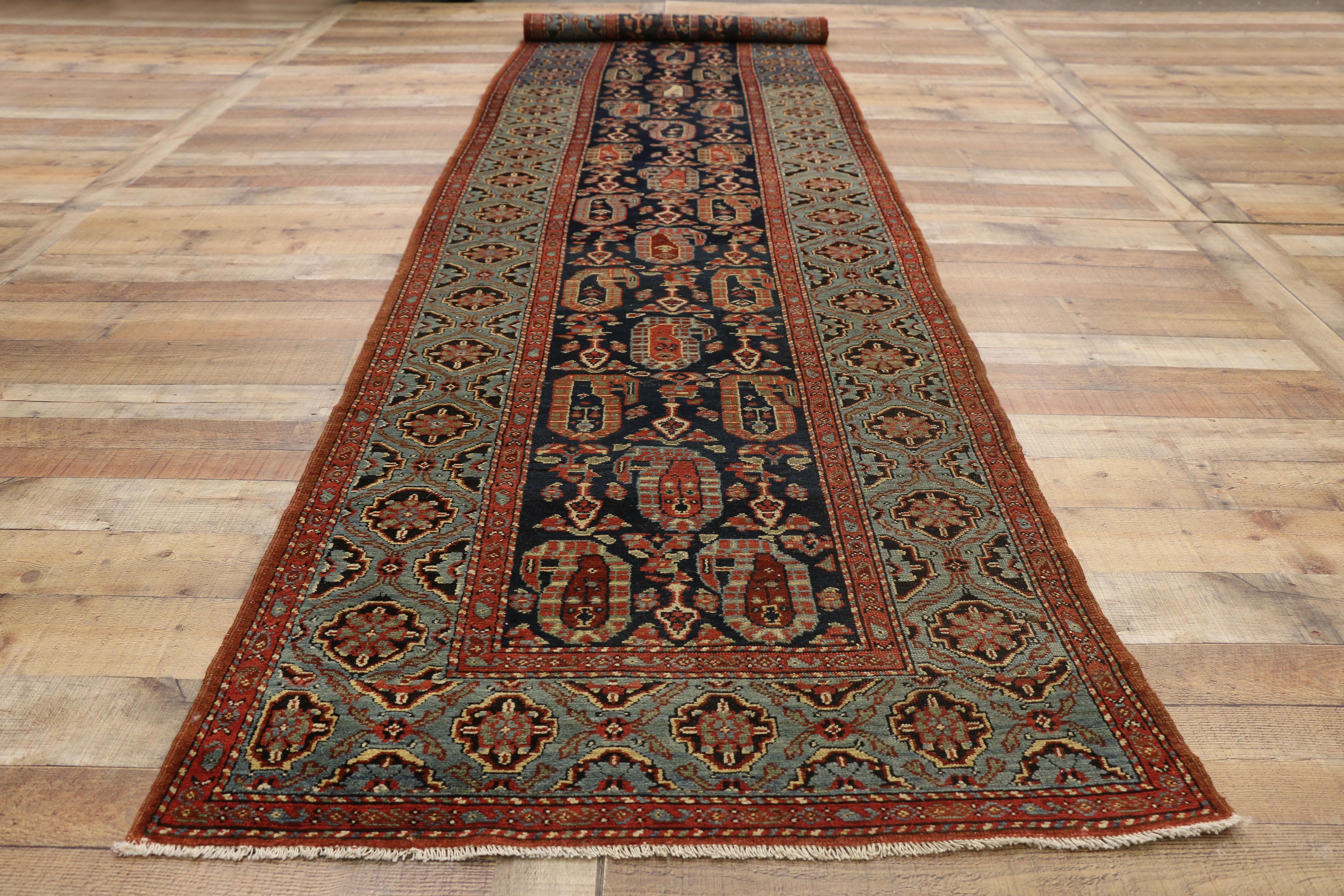 Laine Tapis de couloir de couloir persan ancien Malayer avec style parisien moderne en vente