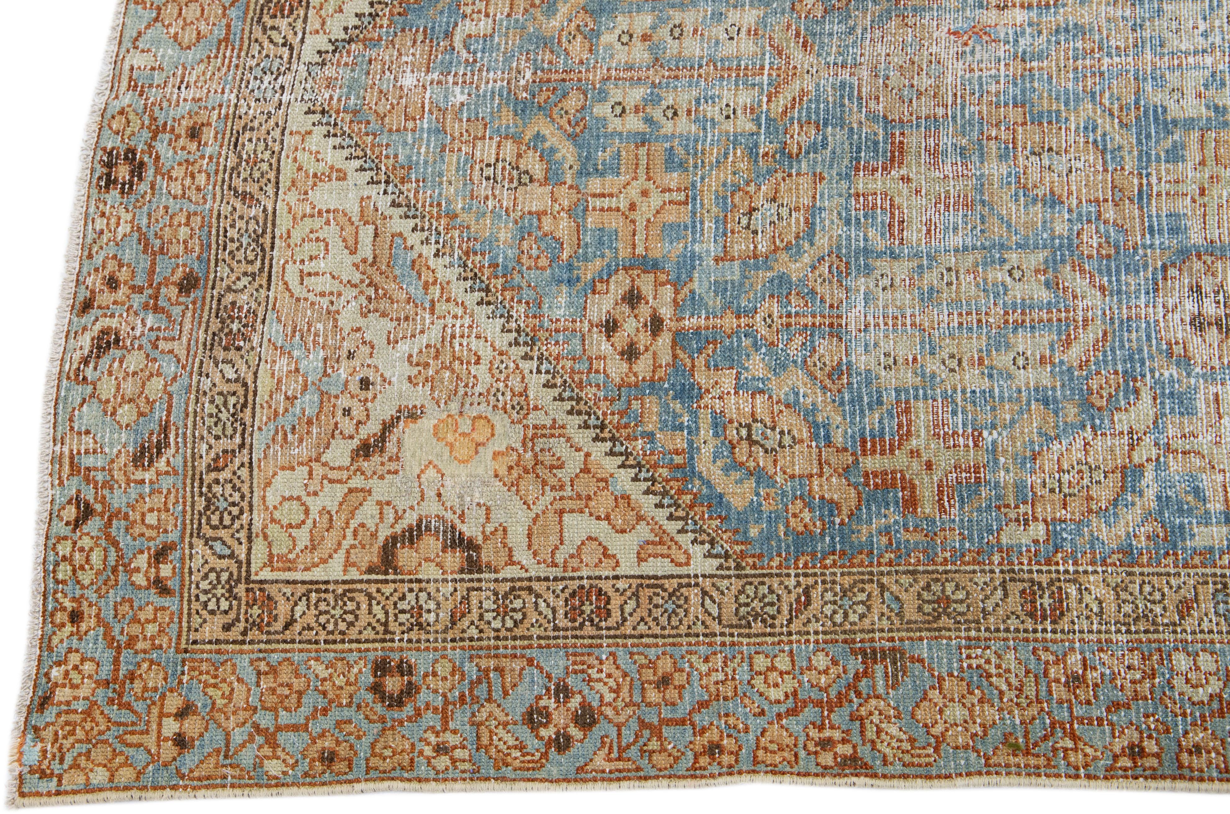 Perse Tapis de couloir persan ancien Malayer en laine bleue entièrement recouvert à la main en vente