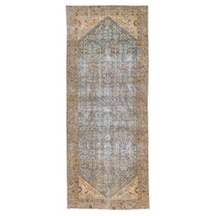 Tapis de couloir persan ancien Malayer en laine bleue entièrement recouvert à la main
