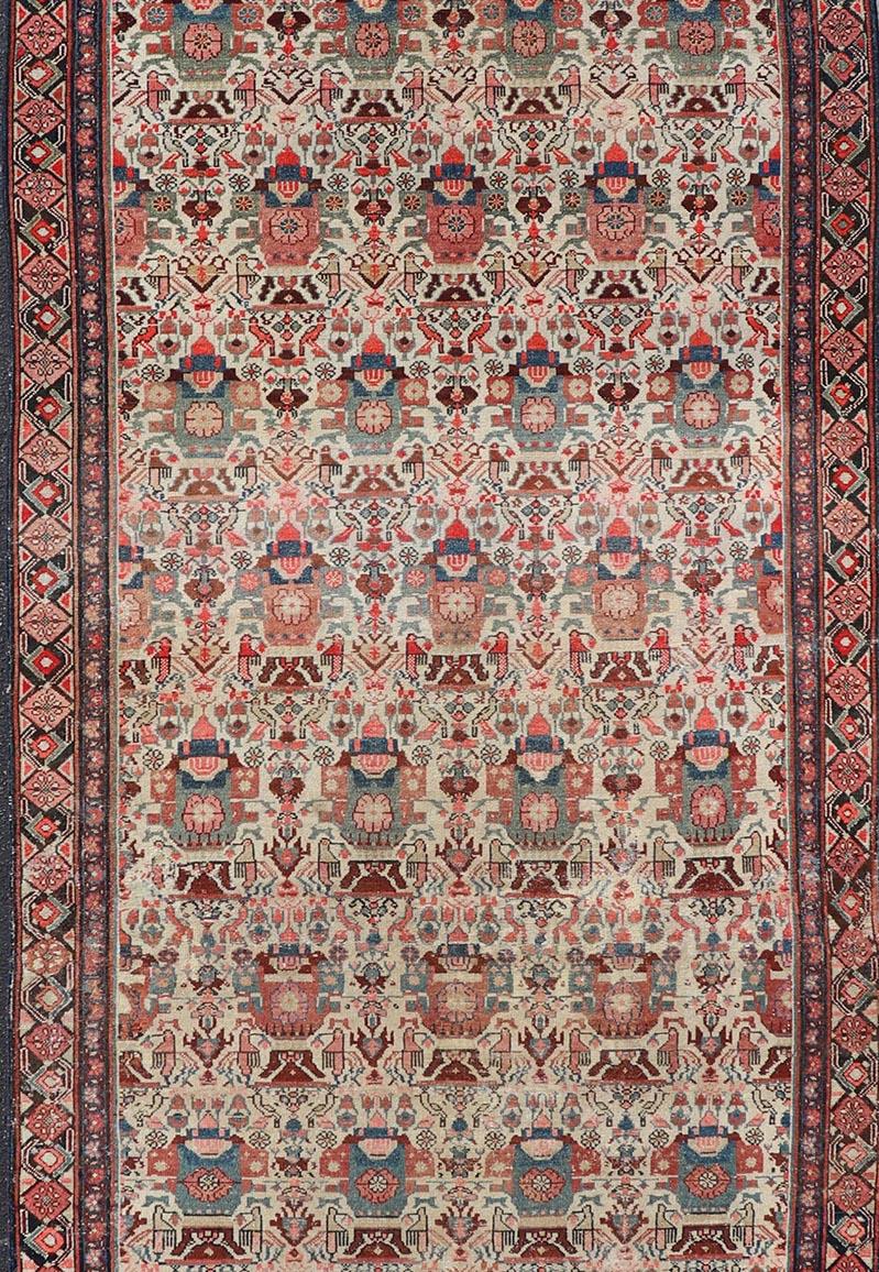 Antike persische Malayer Long Gallery Teppich mit weichen Elfenbein, Rich Red 5'3