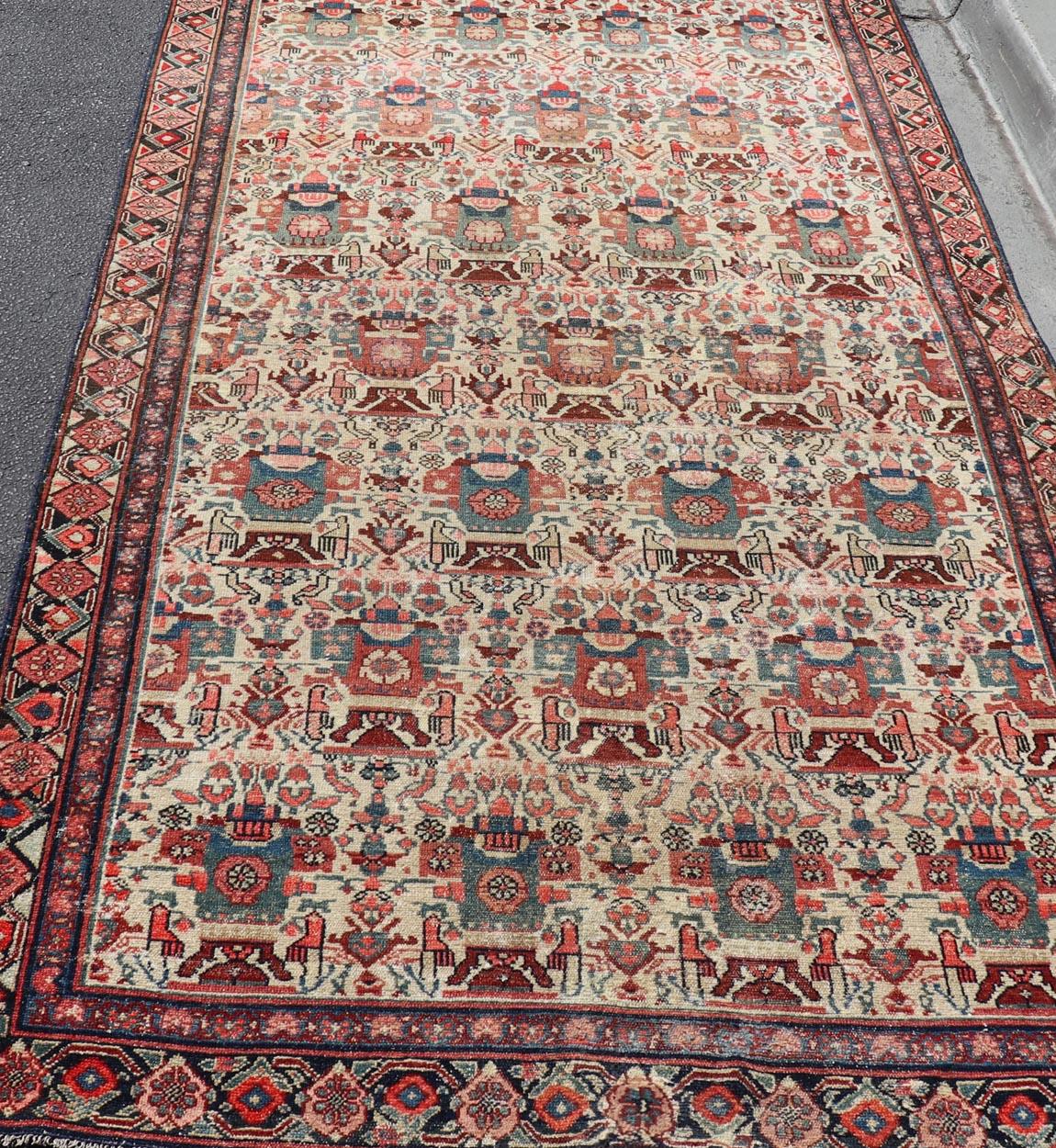 Antike persische Malayer Long Gallery Teppich mit weichen Elfenbein, Rich Red 5'3