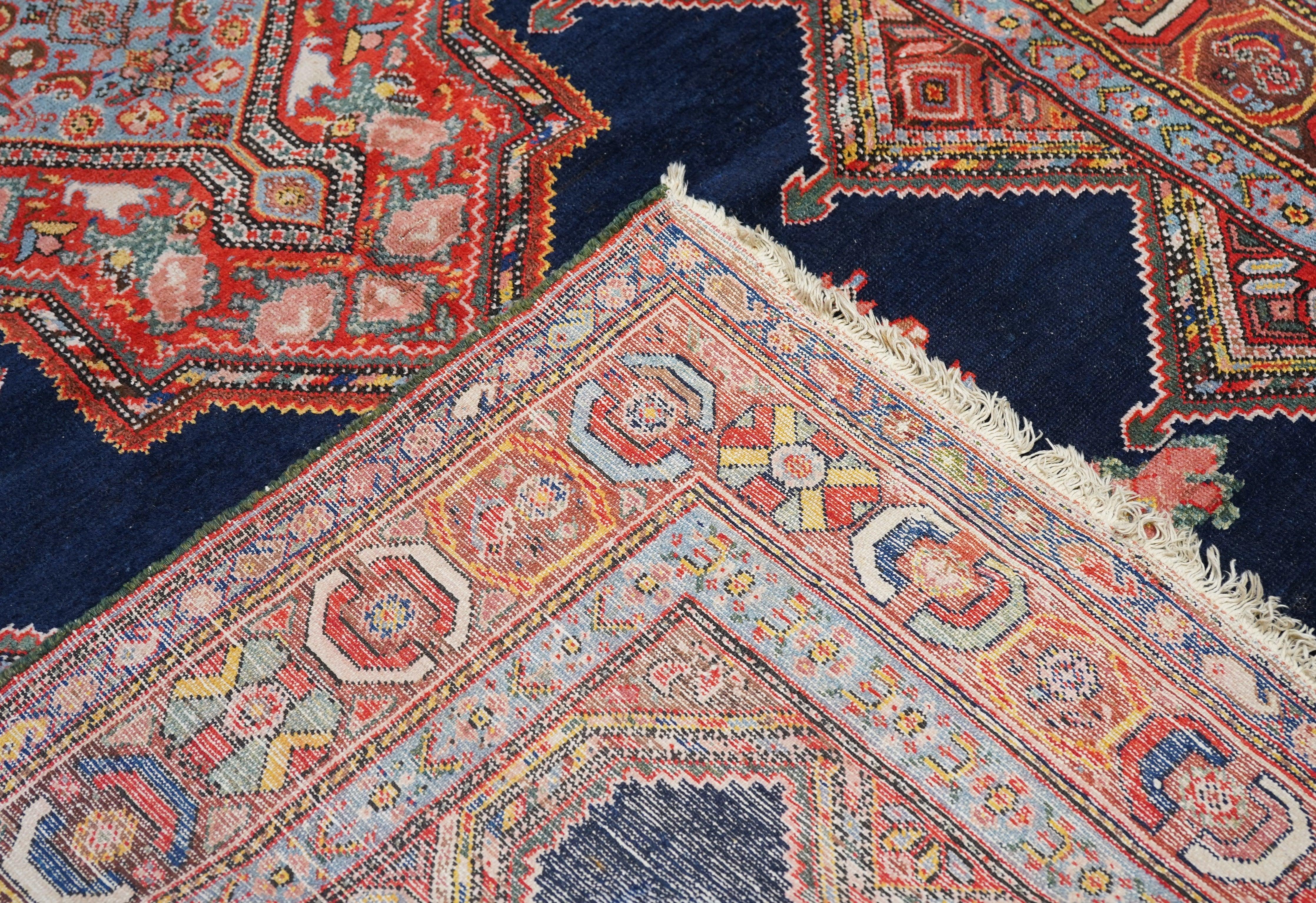 Antiker Malayer-Teppich 5'2'' x 10'2'' im Angebot 4
