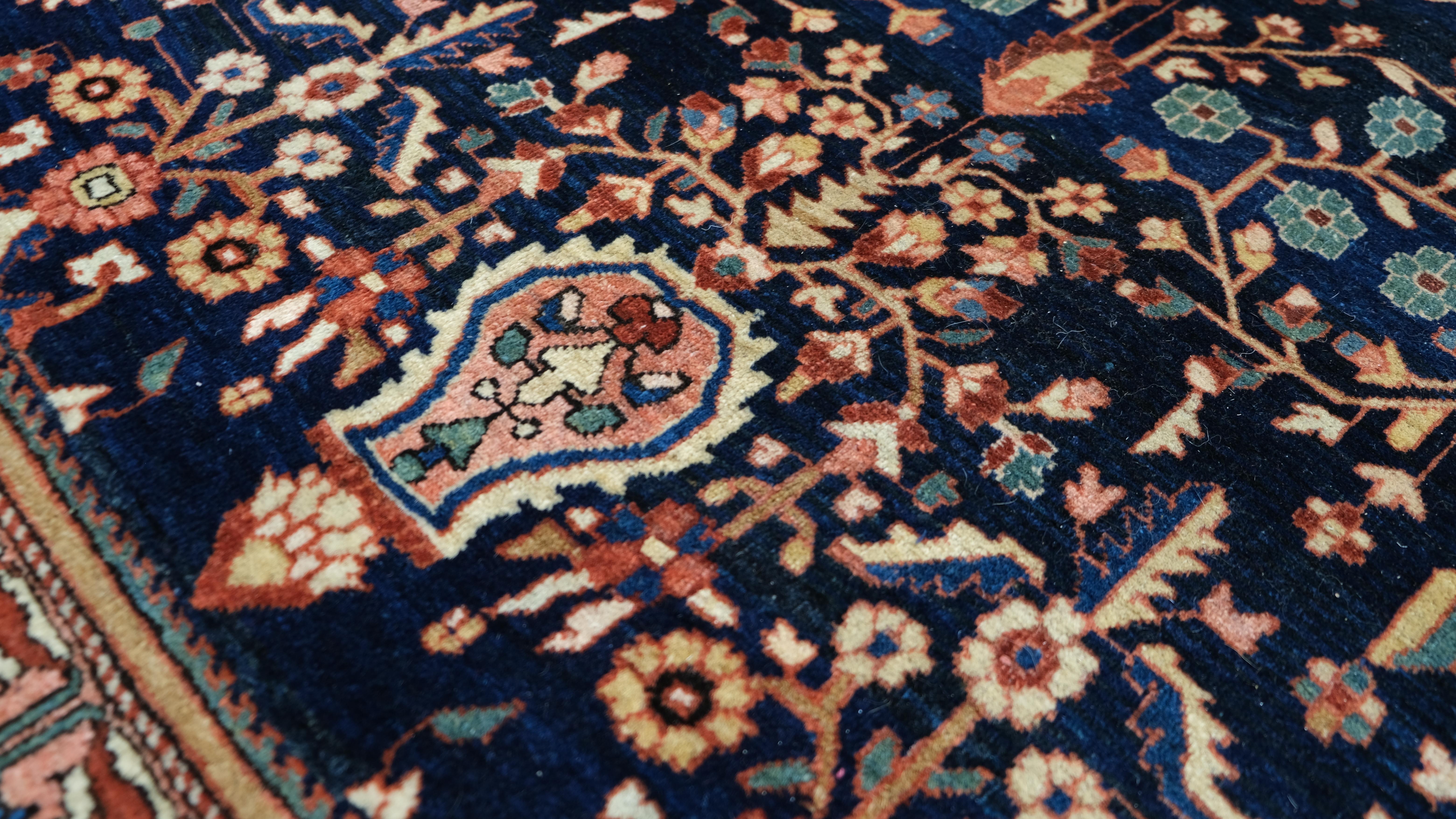 Antique Persian Malayer Navy rug 4'1''x6'6'' For Sale 1