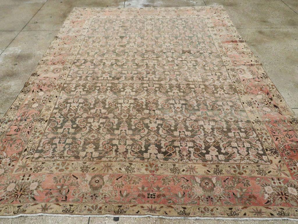 Dieser exquisite persische Malayer-Teppich aus der Mitte des 20. Jahrhunderts mit den Maßen 8' 7