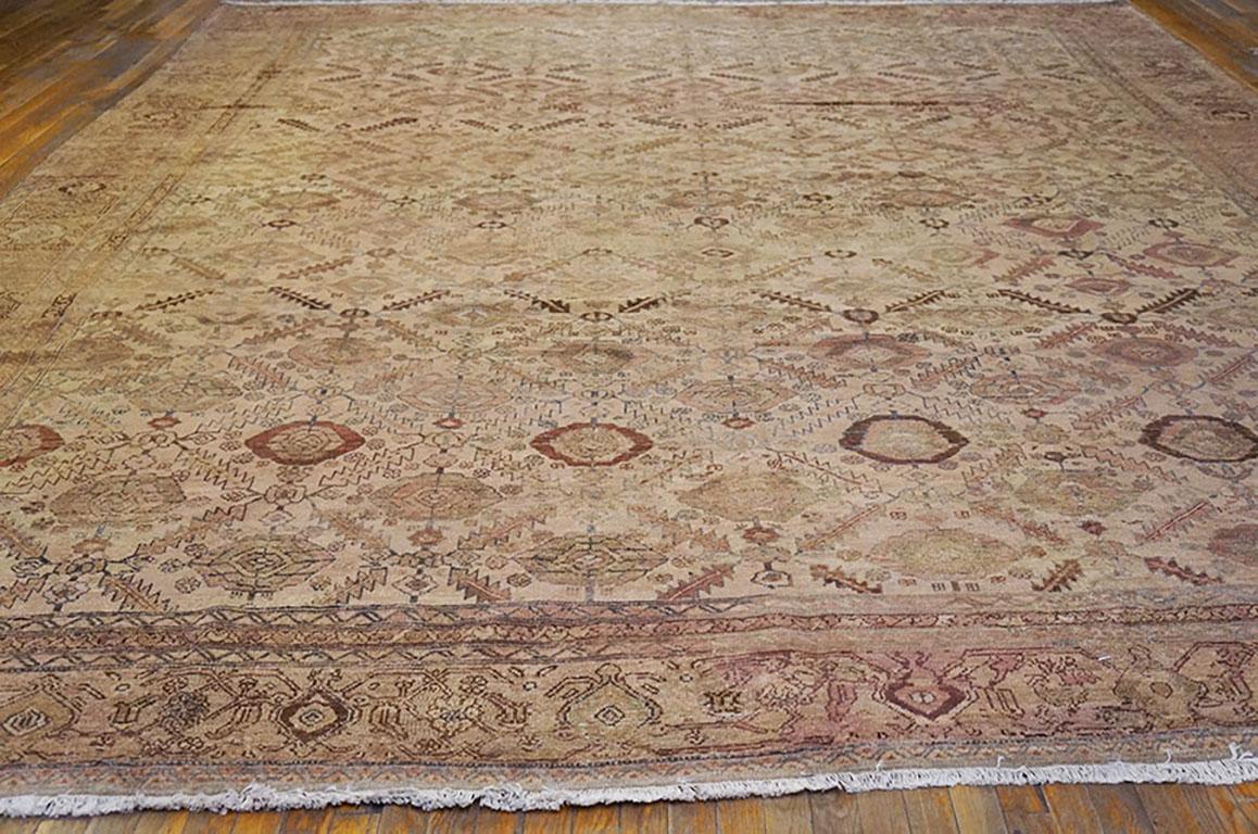 Early 20th Century Persian Malayer Carpet ( 12' X 13'6'' - 366 x 412 ) In Good Condition For Sale In New York, NY
