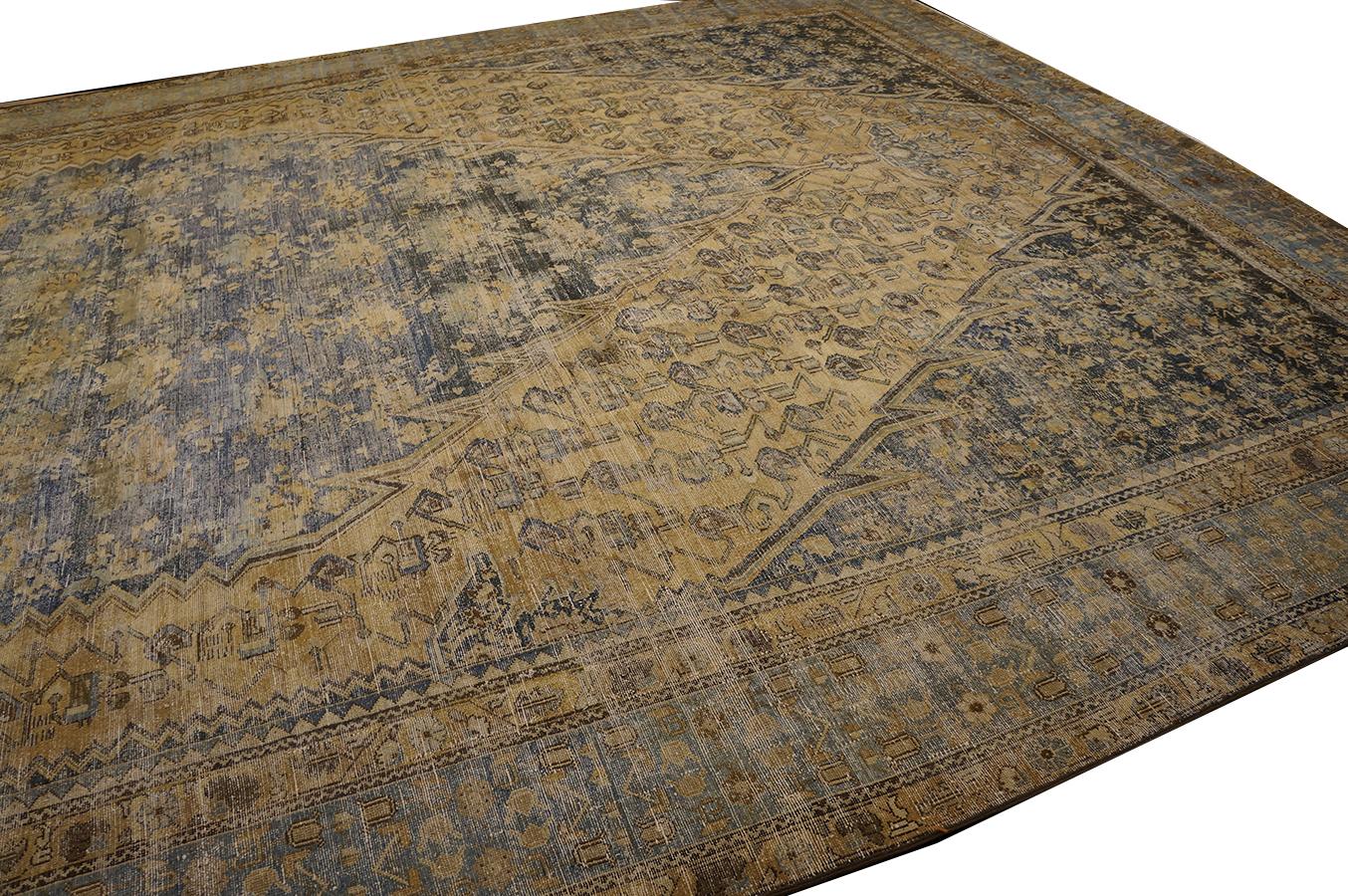 Wool Early 20th Century Persian Malayer Carpet ( 12'3'' x 21'2'' - 373 x 645 ) For Sale