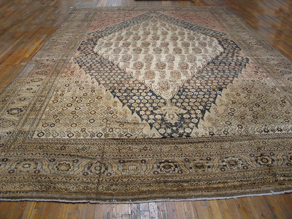 Antique Persian Malayer rug. Size: 13'3