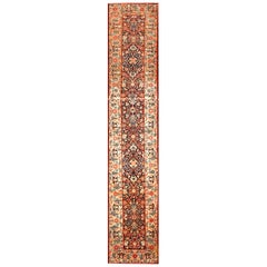 Early 20th Century Persian Malayer Carpet ( 3'4" x 17'2" - 102 x 523 )