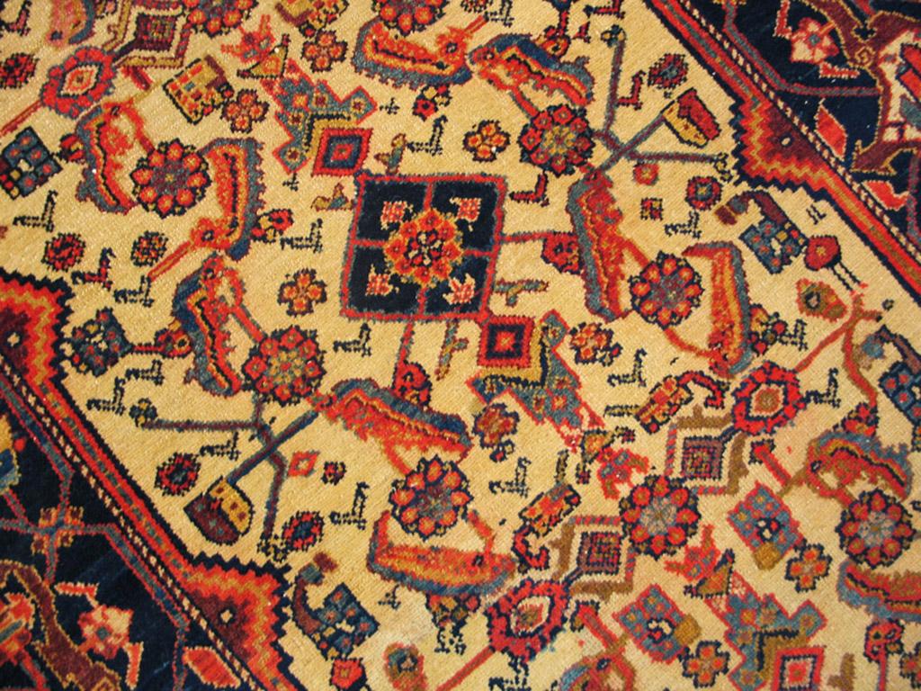 Late 19th Century  Persian Malayer Carpet ( 3'5