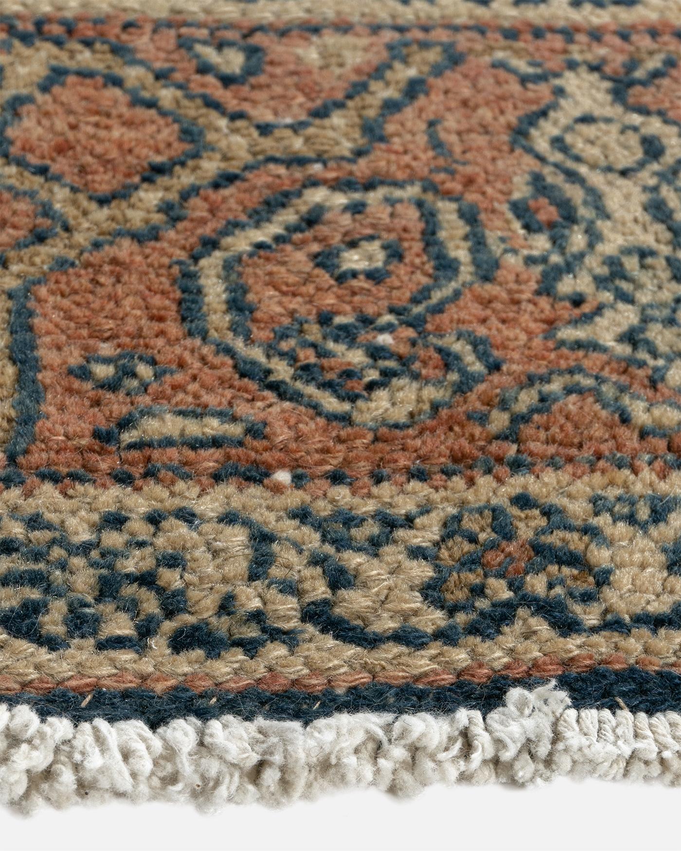 Antique Persian Malayer Rug 4'1 x 6'5 For Sale 4