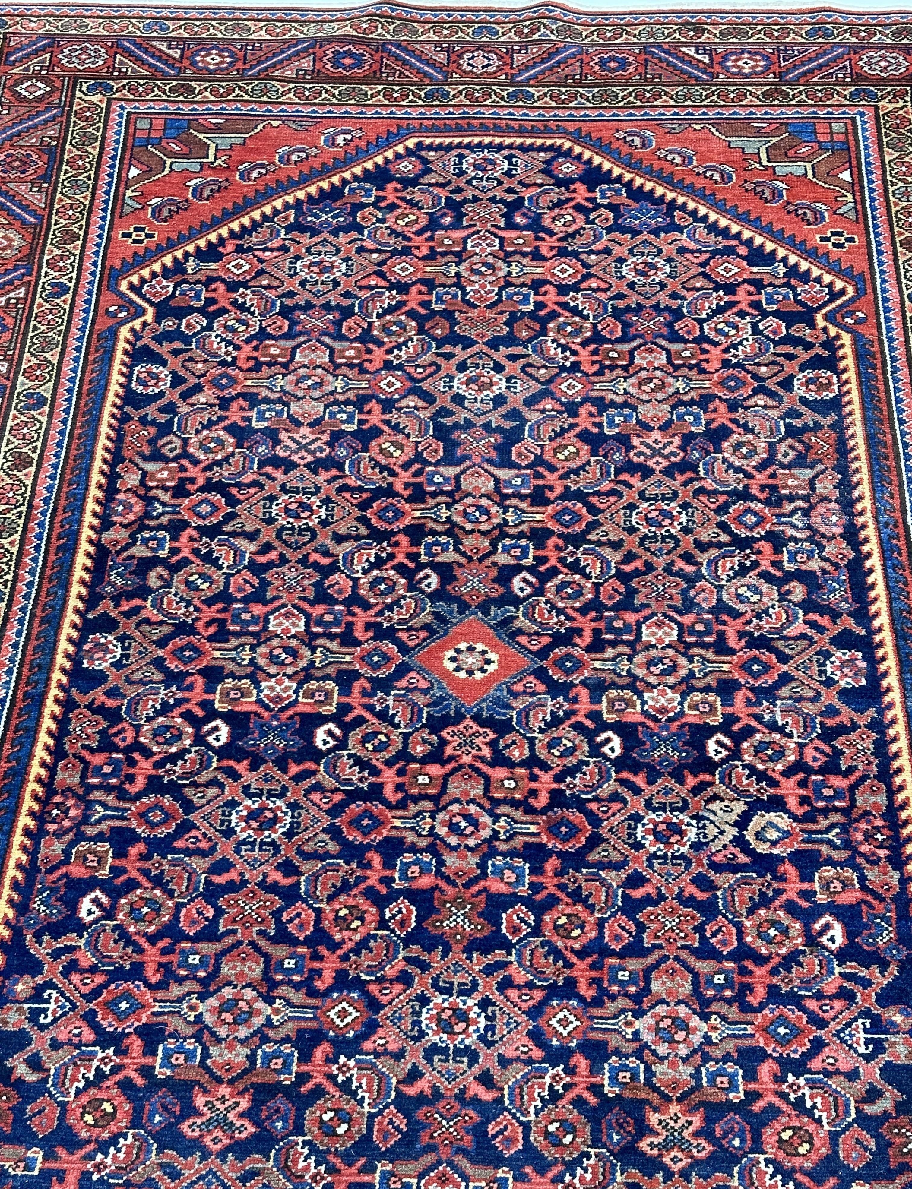 Noué à la main Tapis persan antique Malayer 4'4