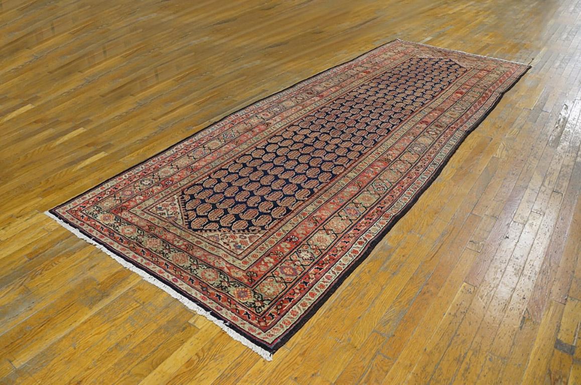 Late 19th Century 19th Century Persian Malayer Carpet ( 4'6