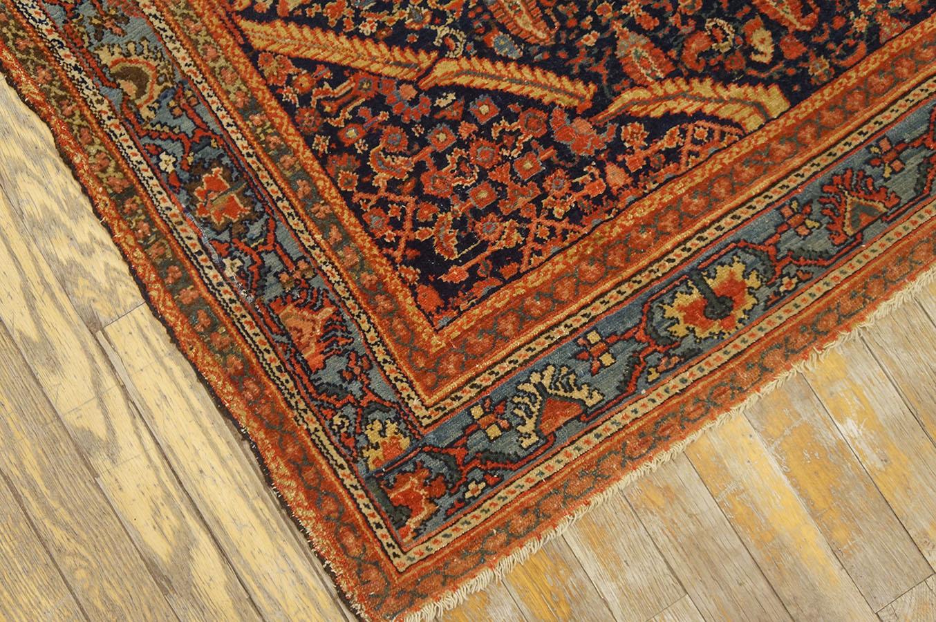 Late 19th Century Persian Malayer Carpet ( 5' x 6' 2'' - 152 x 188 cm ) For Sale 7