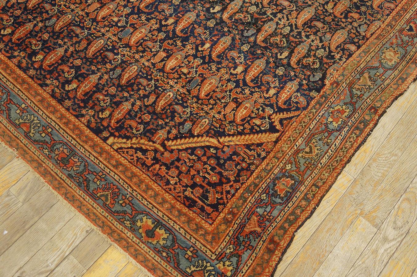 Late 19th Century Persian Malayer Carpet ( 5' x 6' 2'' - 152 x 188 cm ) For Sale 4