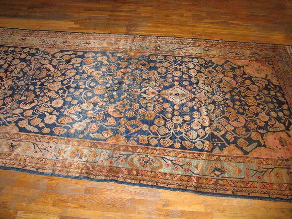 Wool Early 20th Century Persian Malayer Gallery Carpet ( 6'6
