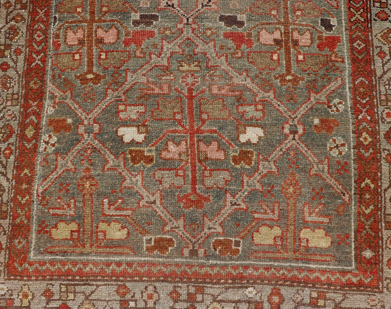 Antiker persischer Malayer-Teppich aus Persien – All-Over-Design – Rot und Grau-Blau 3'0 x 5'0 (Handgeknüpft) im Angebot
