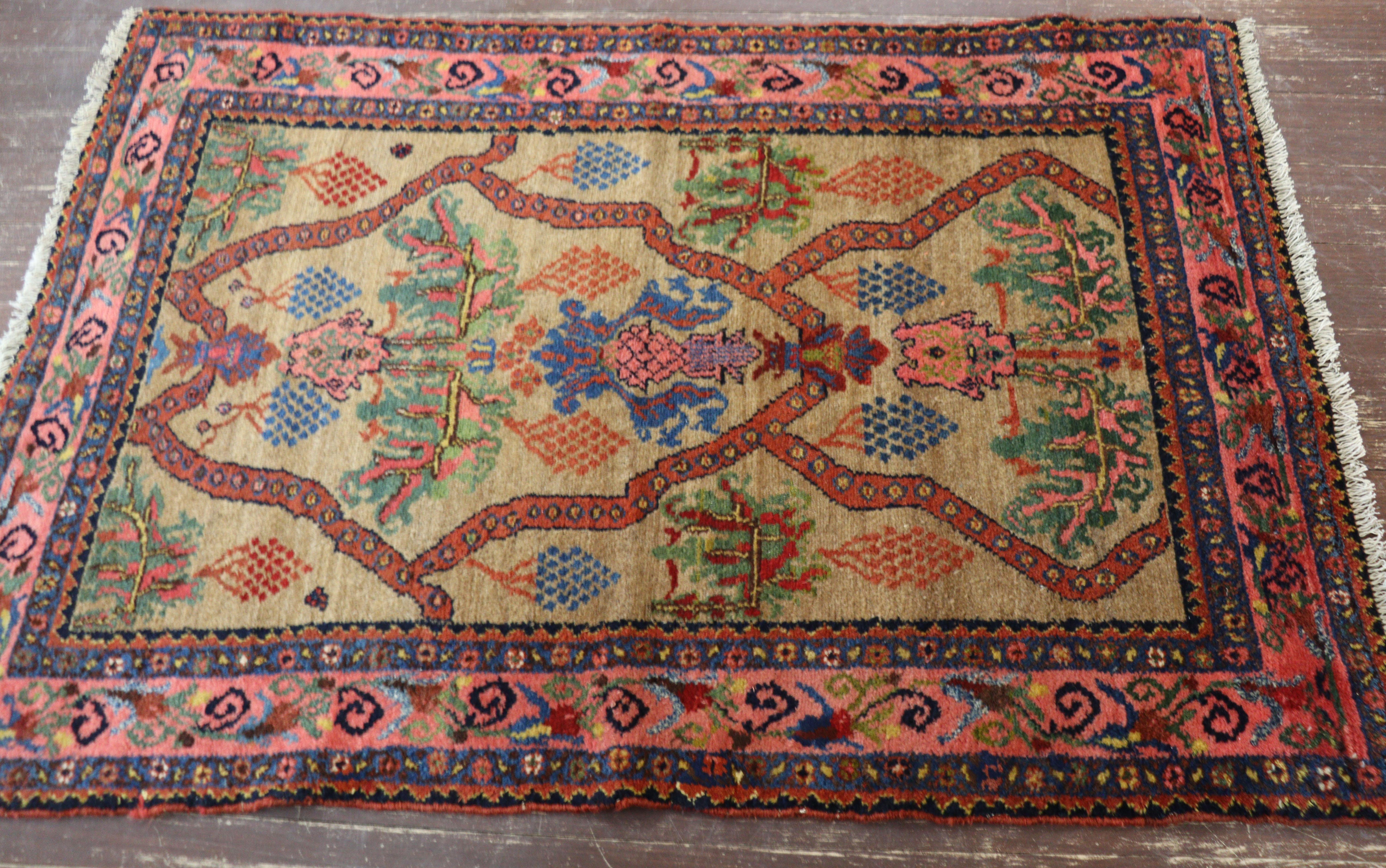 Antiker persischer Malayer-Teppich in erstaunlicher Farbe (Handgeknüpft) im Angebot