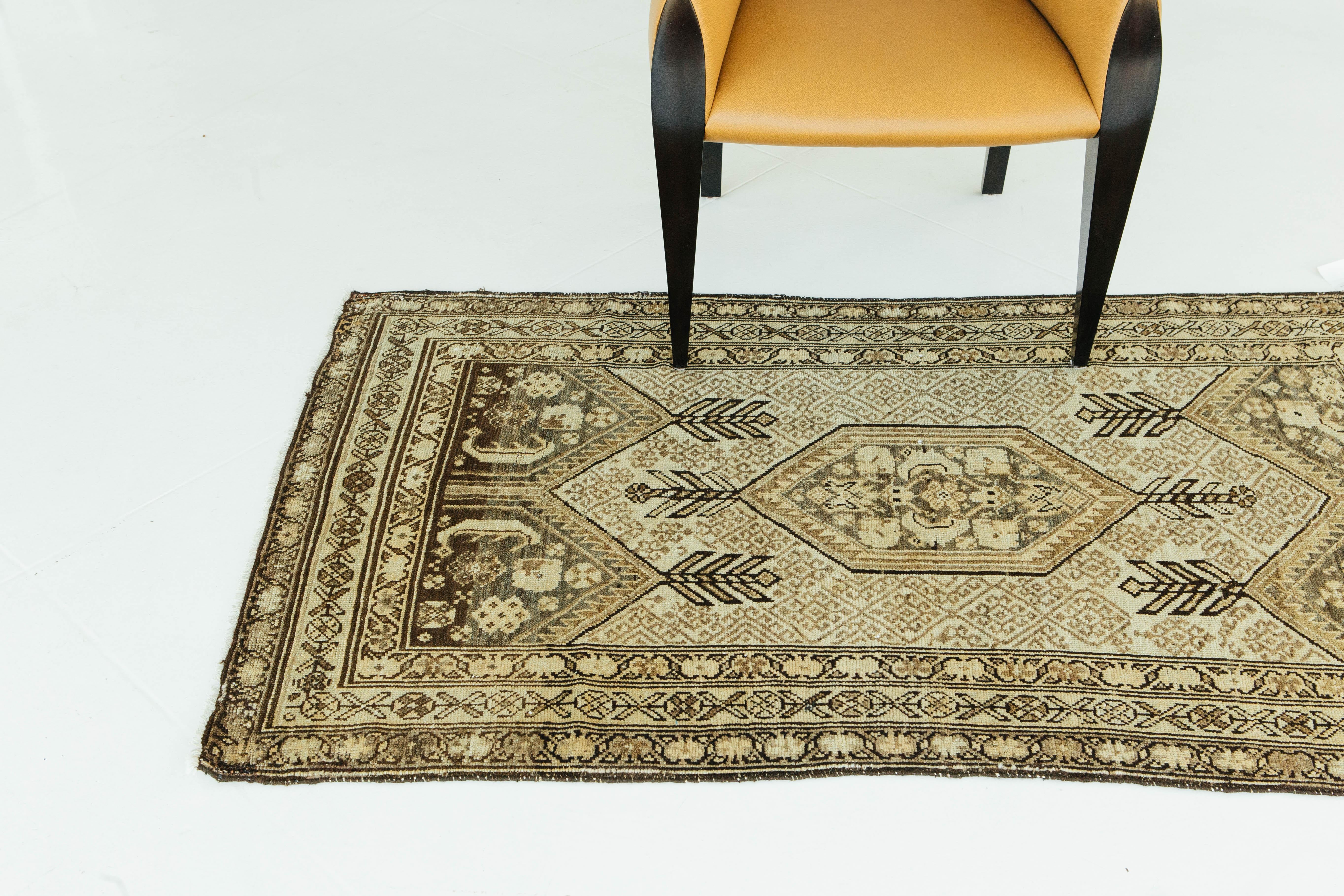 Antiker persischer Malayer-Teppich im Angebot 5