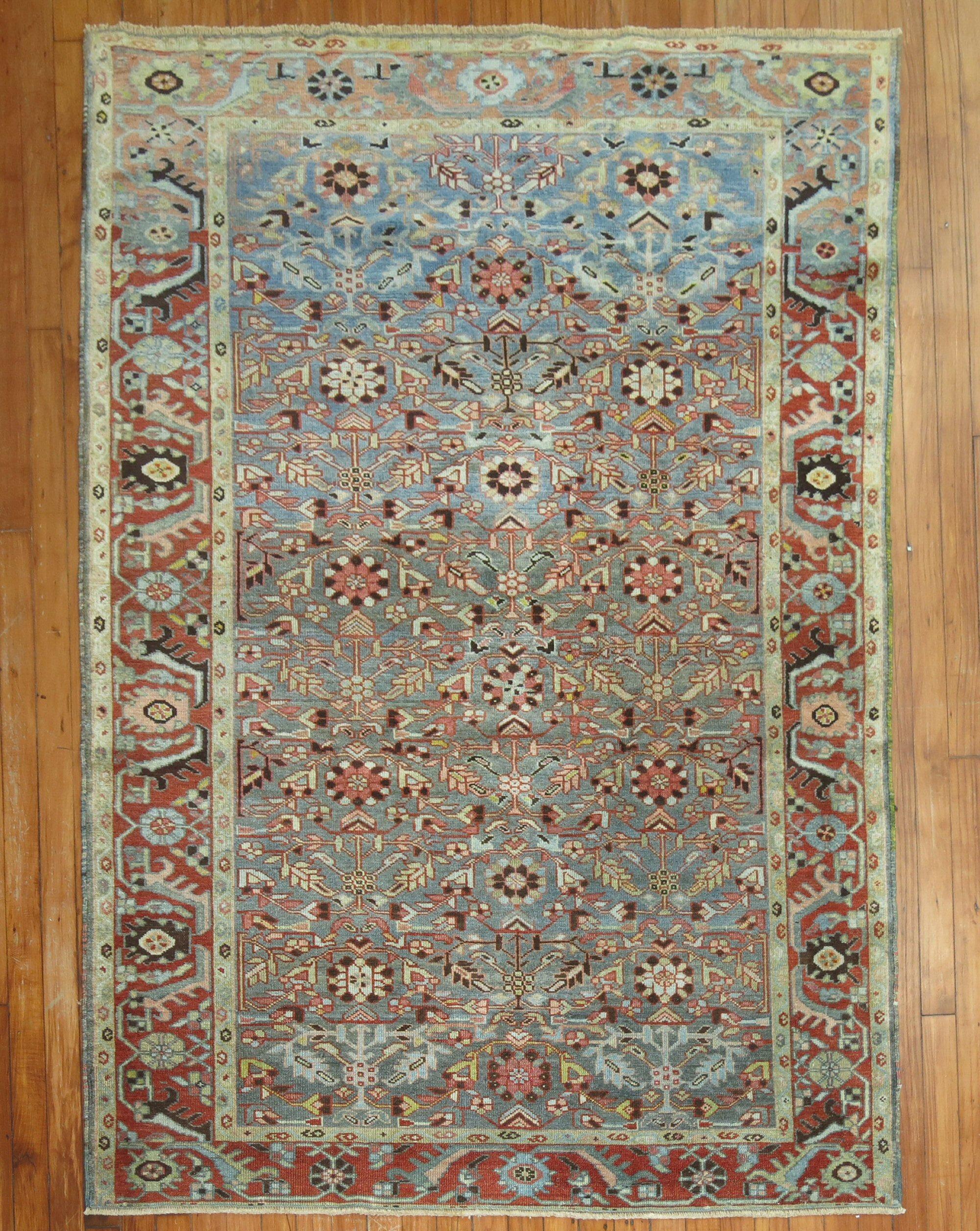 Antiker hochdekorativer persischer Malayer-Teppich aus dem frühen 20. 

Maße: 4'5'' x 6'6''.