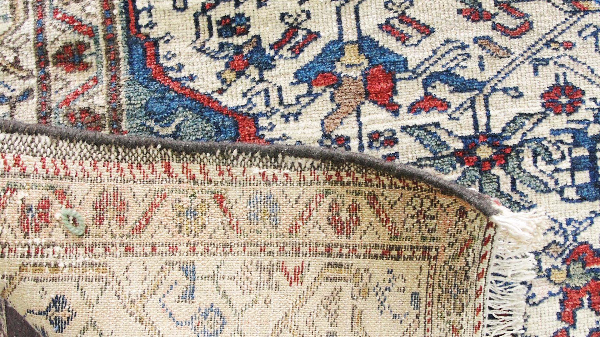 Antiker persischer Malayer-Teppich 4'3