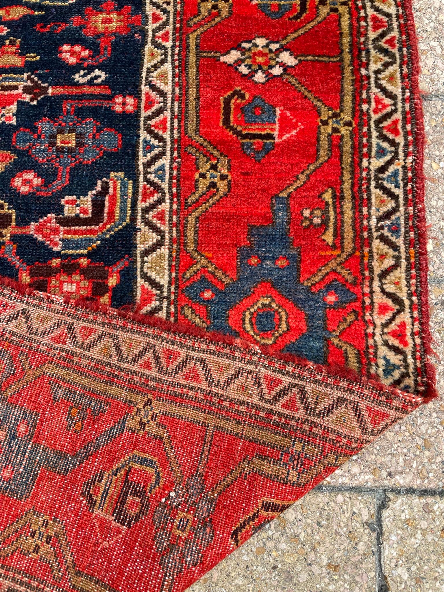 Antique Persian Malayer Rug In Good Condition For Sale In Evanston, IL