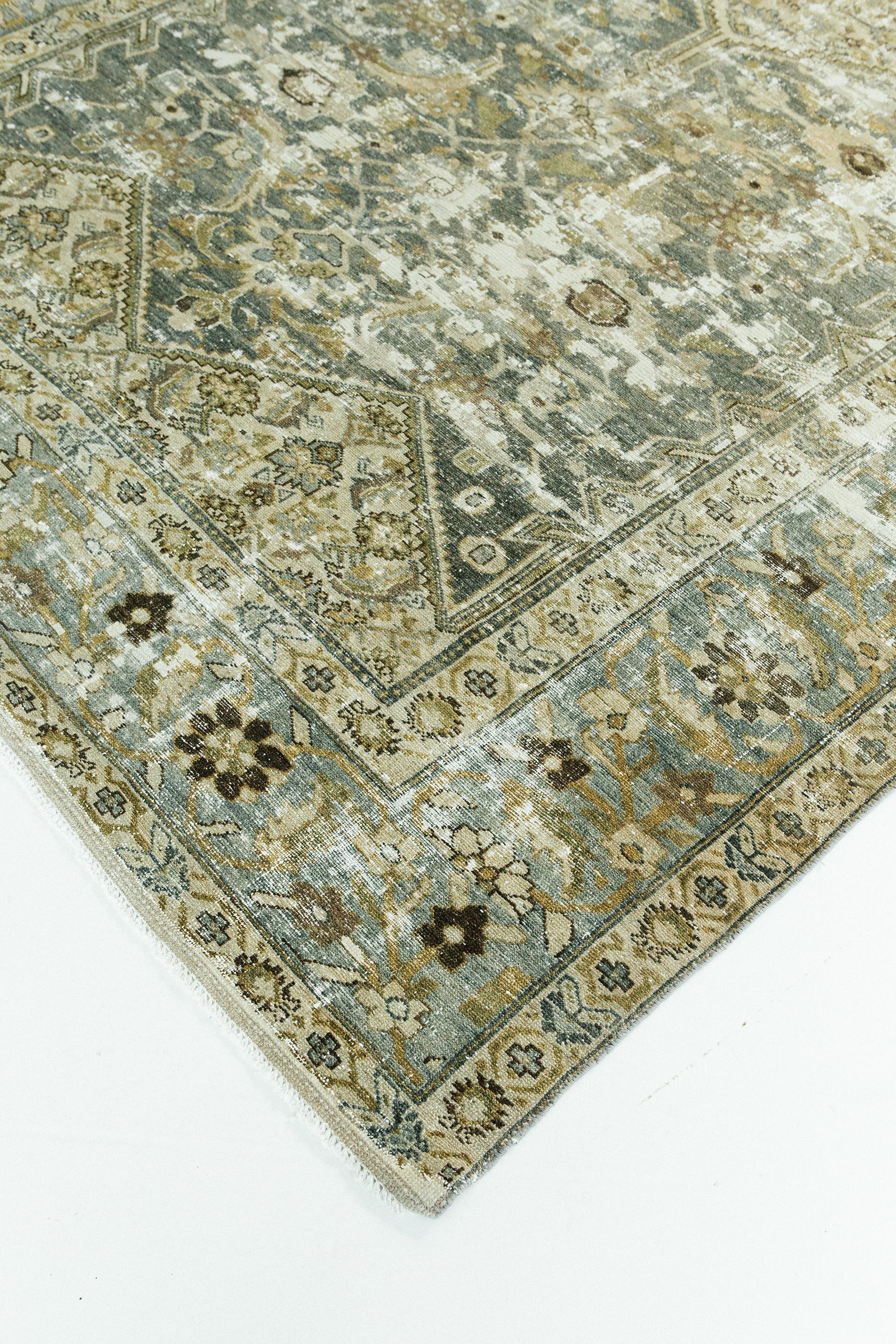 Early 20th Century Antique Persian Malayer Rug For Sale