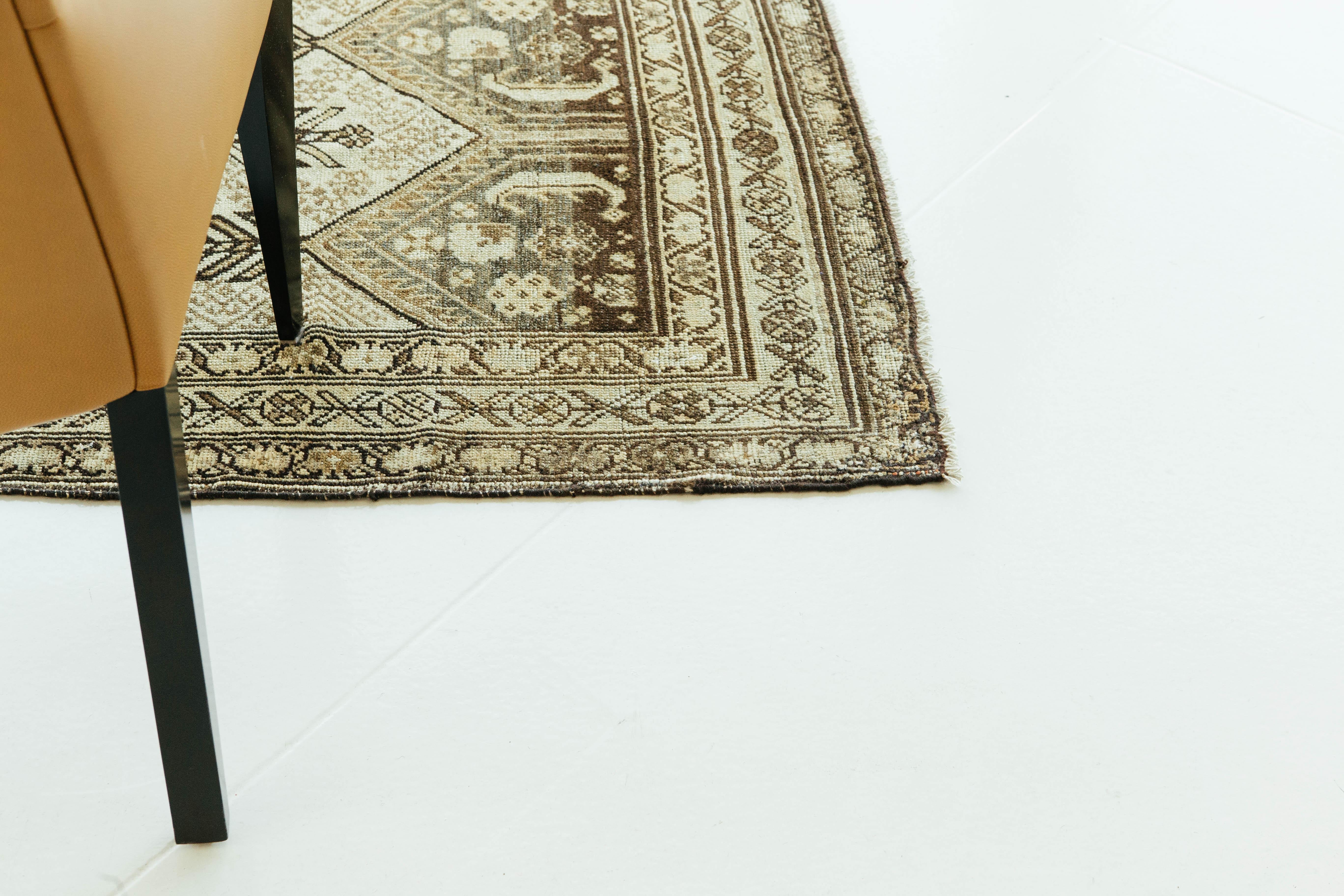 Tapis persan ancien Malayer Bon état - En vente à WEST HOLLYWOOD, CA