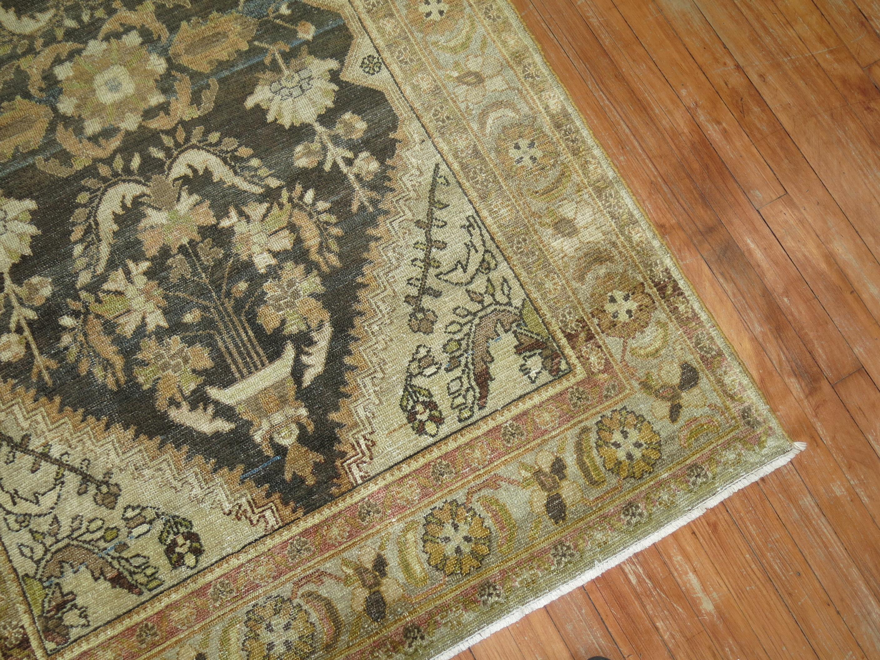 Antique Persian Malayer Rug In Good Condition For Sale In New York, NY