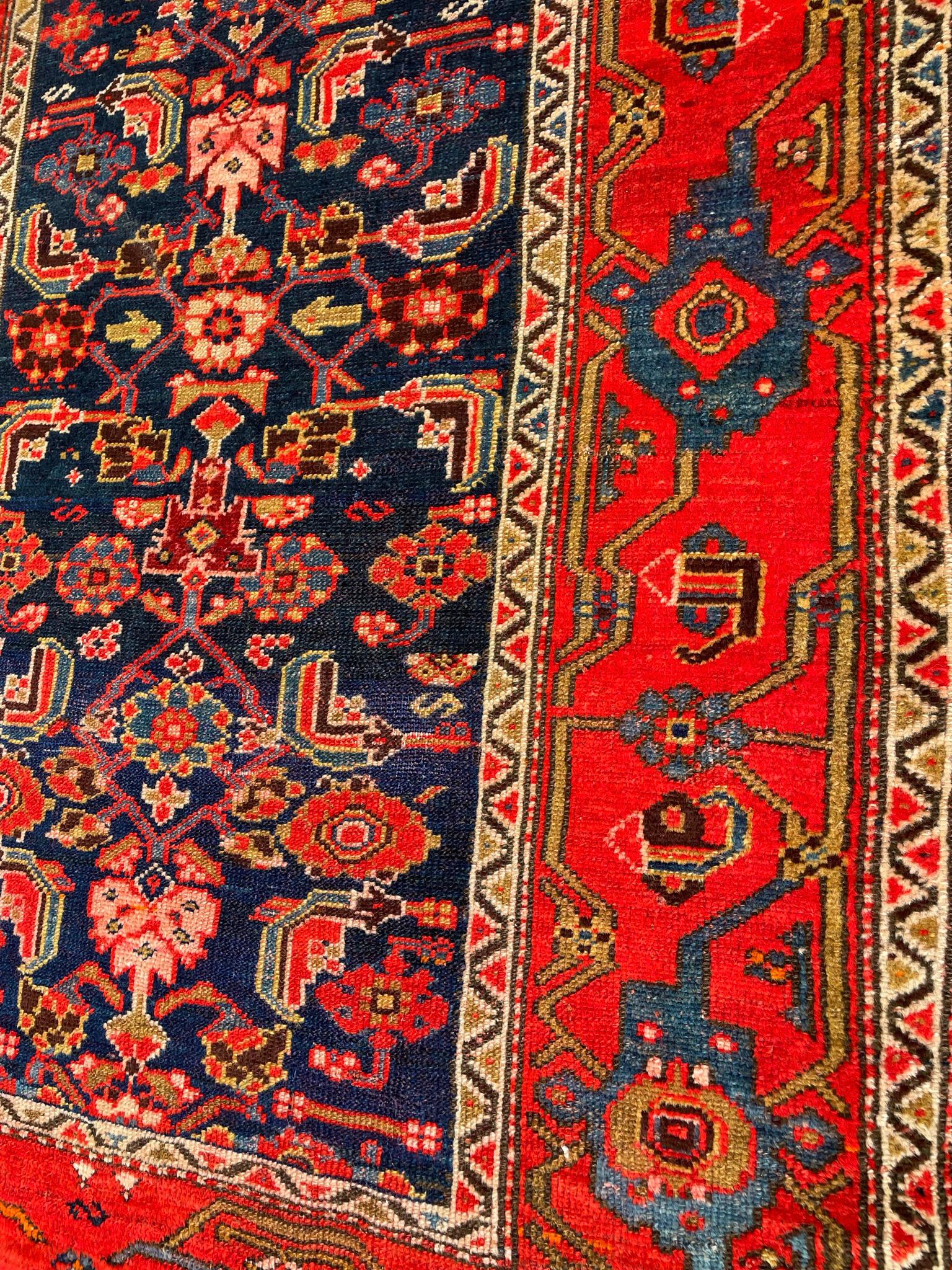 Antiker persischer Malayer-Teppich (20. Jahrhundert) im Angebot