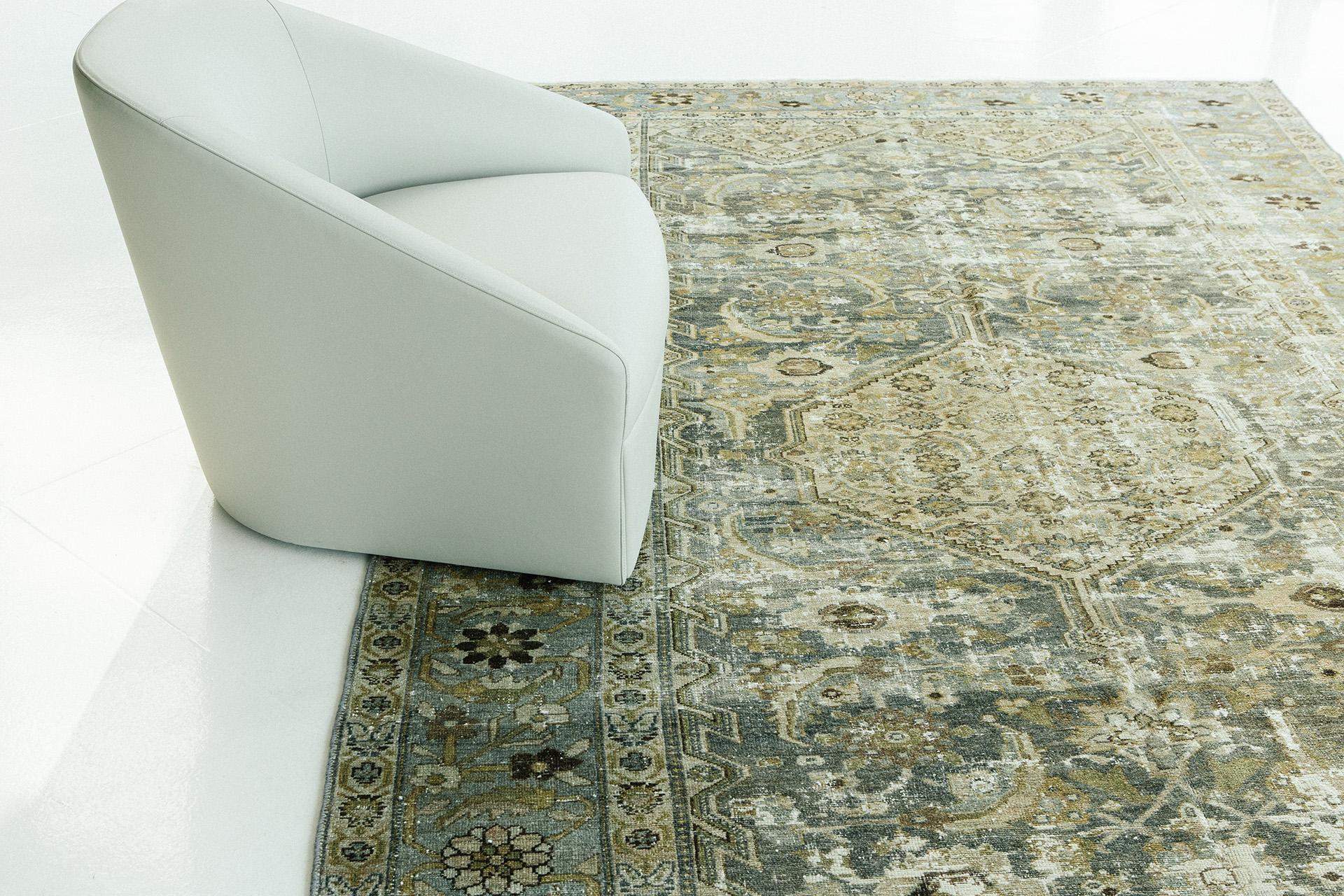 Antiker persischer Malayer-Teppich (Frühes 20. Jahrhundert) im Angebot