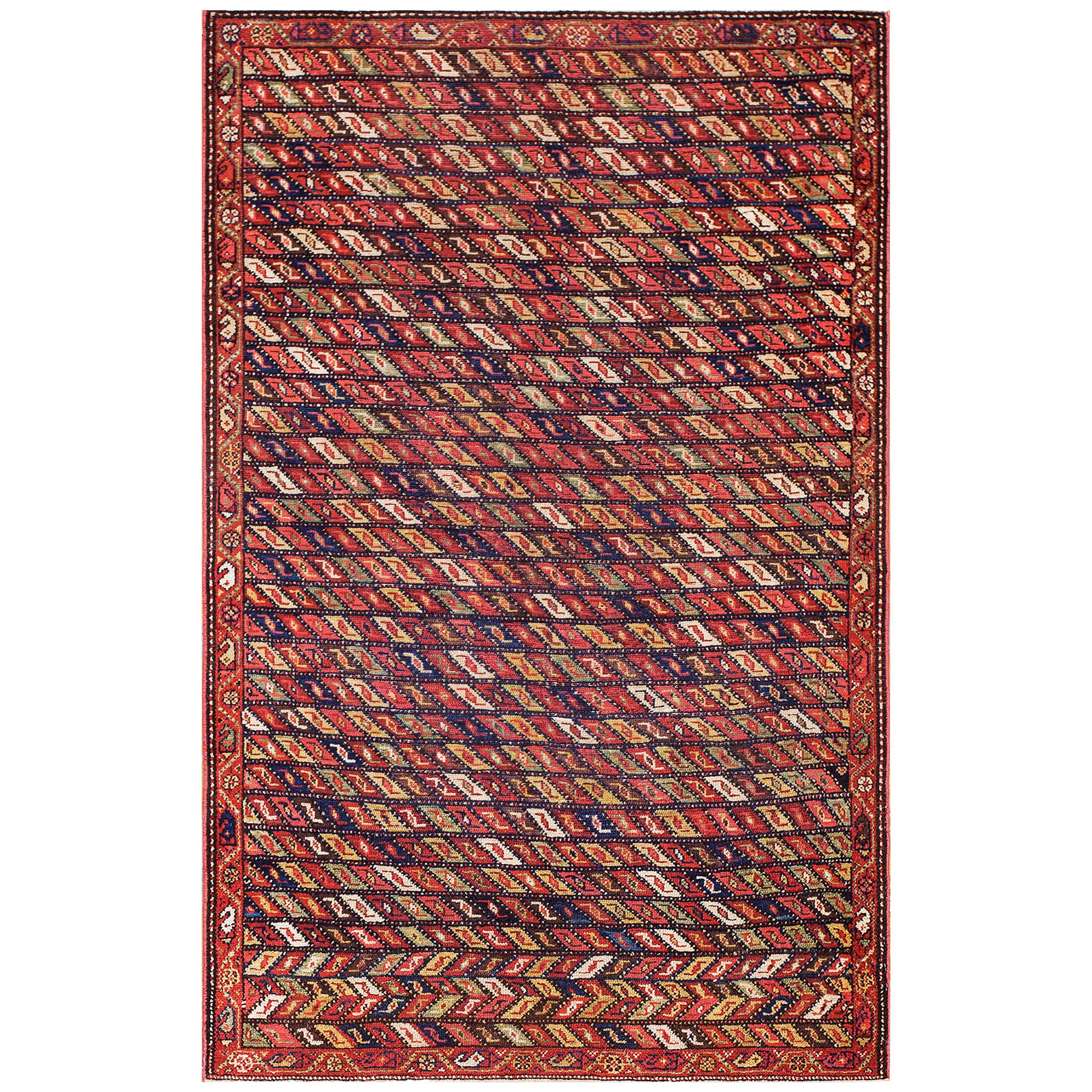 Anfang des 20. Jahrhunderts N.W.  Persischer Teppich ( 3'4" x 5'7" - 102 x 170)