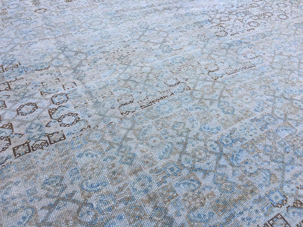 Alfombra Persa Antigua Malayer Patrón Herati Marfil y Azul en Excelente estado para la venta en Los Angeles, CA