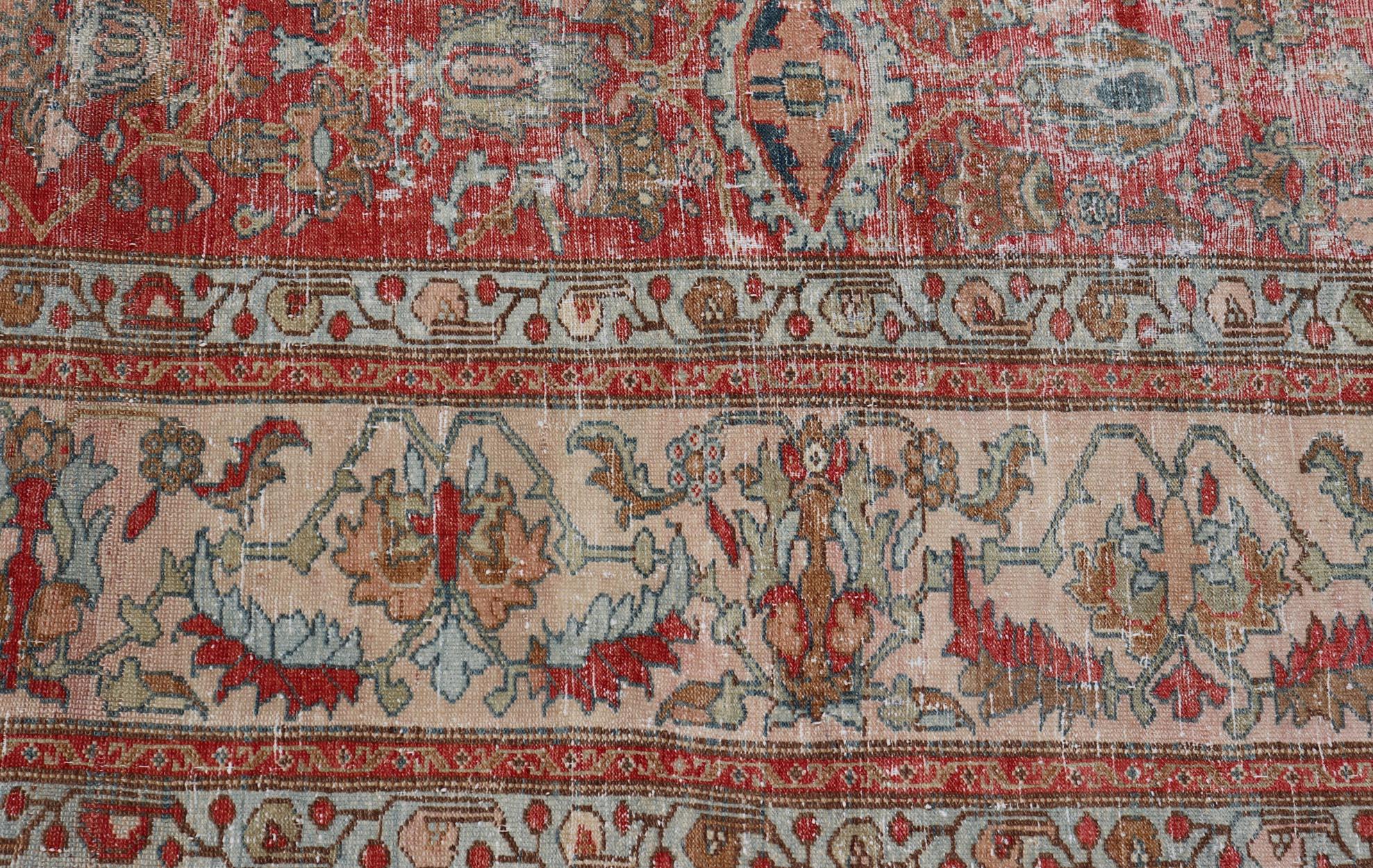 Lana Tappeto antico persiano Malayer in color pesca, marrone, rosso tenue, blu e crema 9'8 x 16'5 in vendita