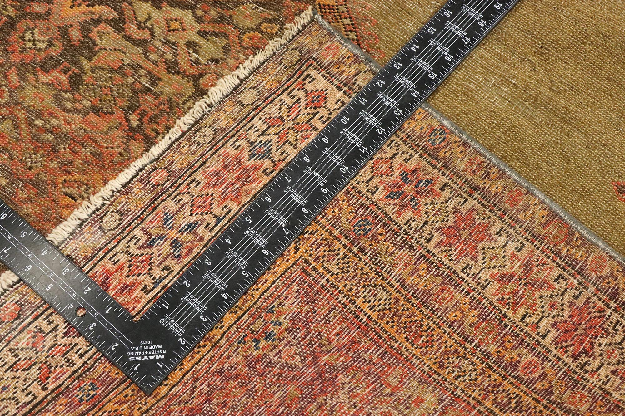 Tapis de couloir persan ancien Malayer avec style méditerranéen rustique Bon état - En vente à Dallas, TX