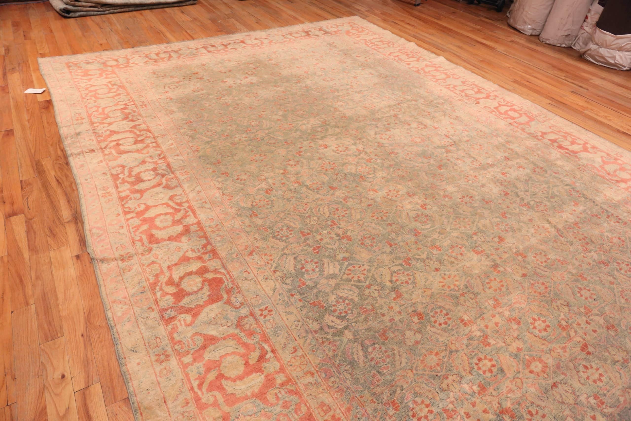 20th Century Antique Persian Malayer Rug. Size: 10 ft 9 in x 16 ft 5 in For Sale