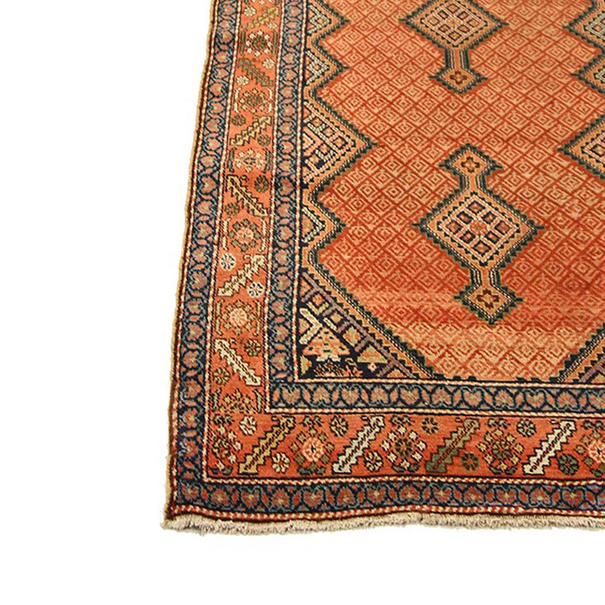 Antique Persian Malayer Rug with Black and Beige Floral and Geometric Details In Excellent Condition For Sale In Dallas, TX